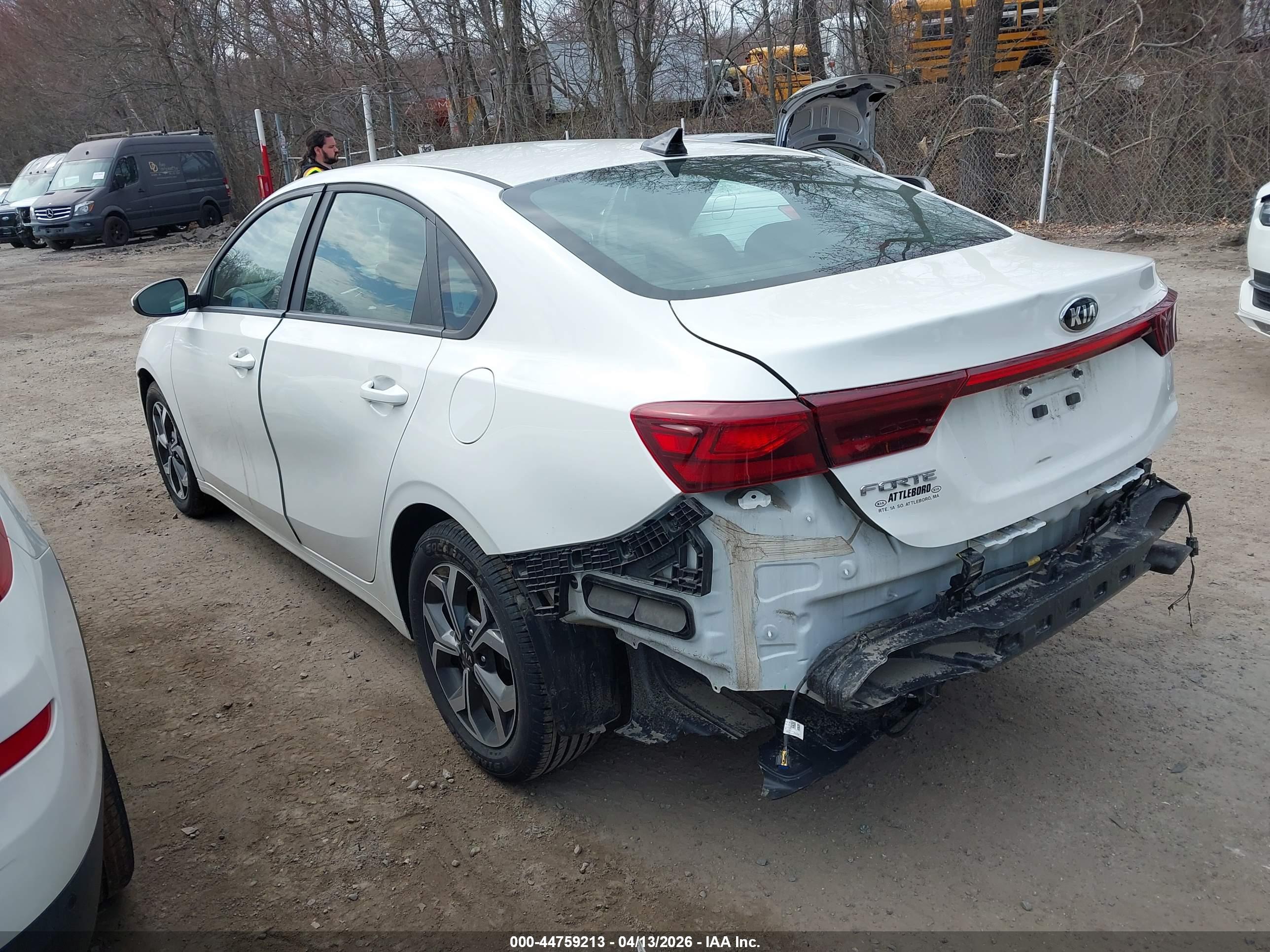 KIA FORTE image 3