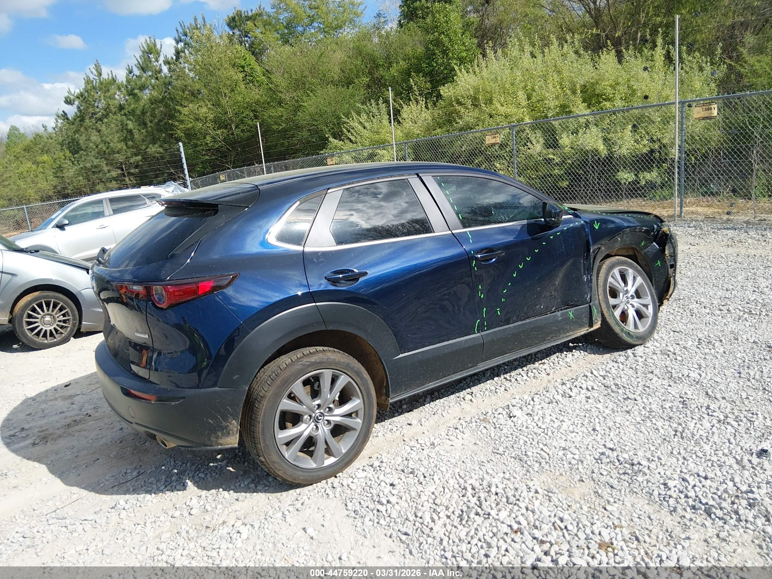 MAZDA CX-30 image 4