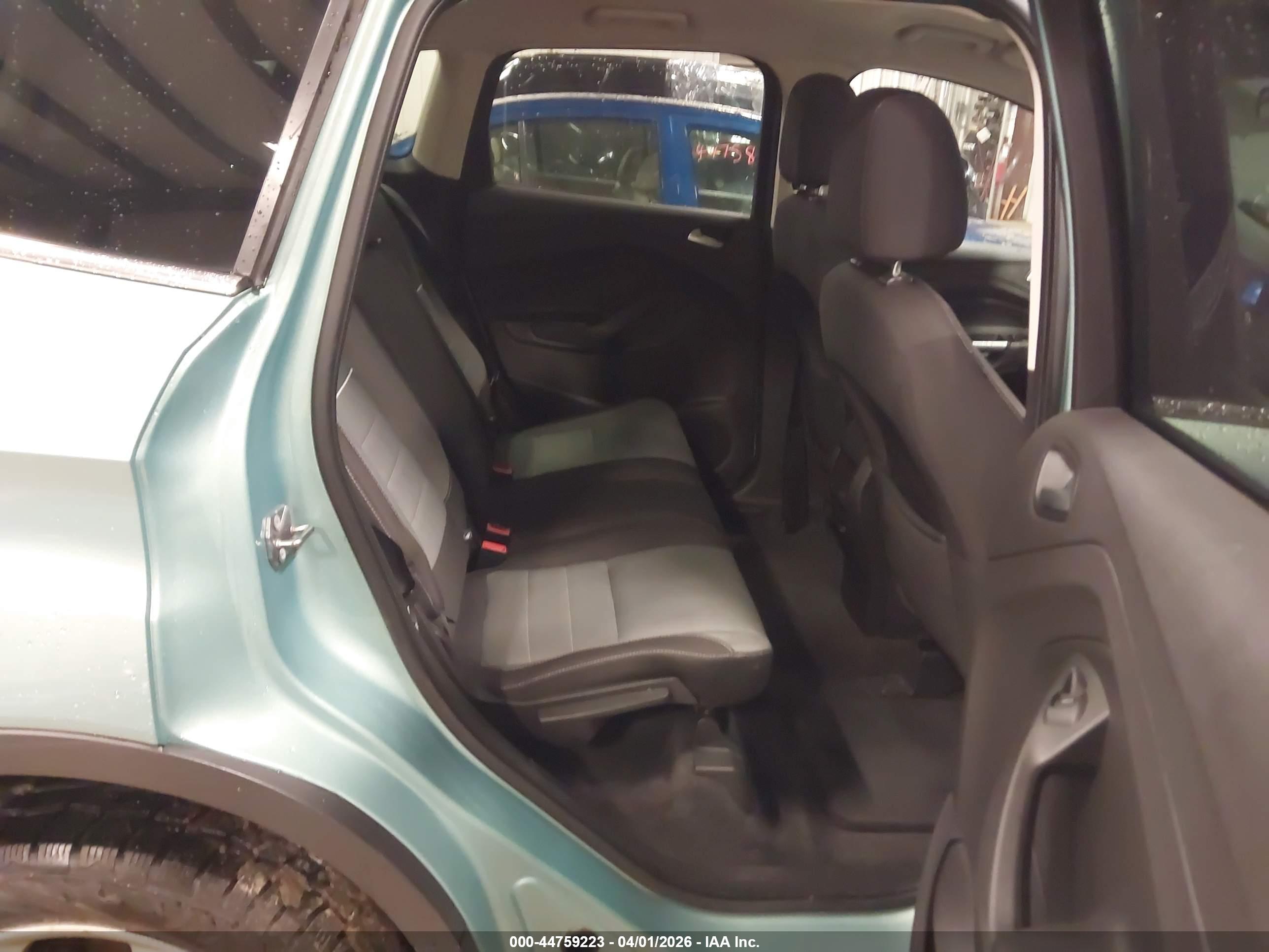 FORD ESCAPE image 8