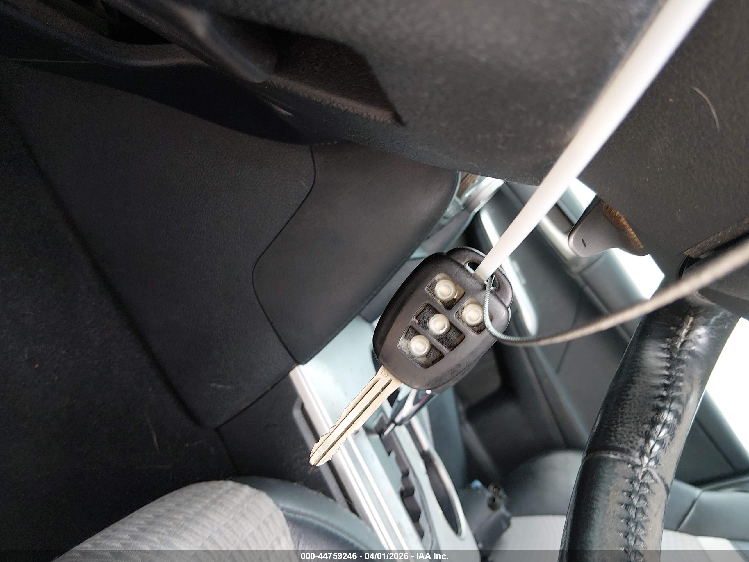 TOYOTA CAMRY image 11
