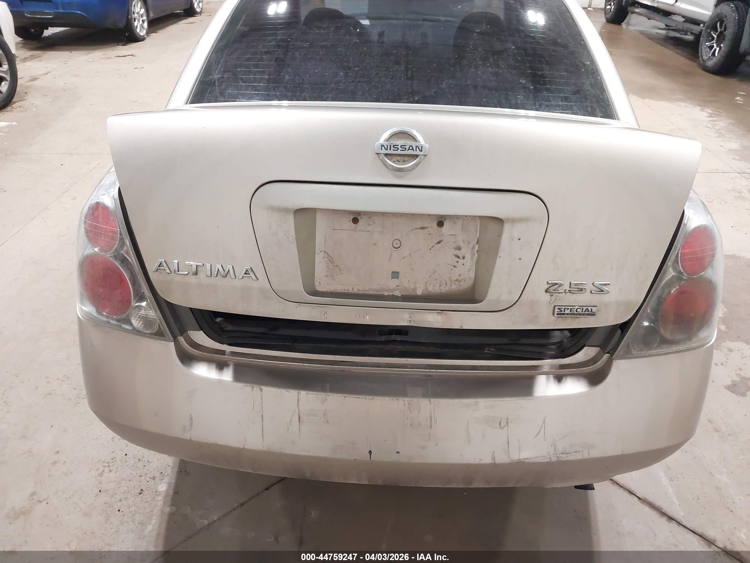 NISSAN ALTIMA image 6