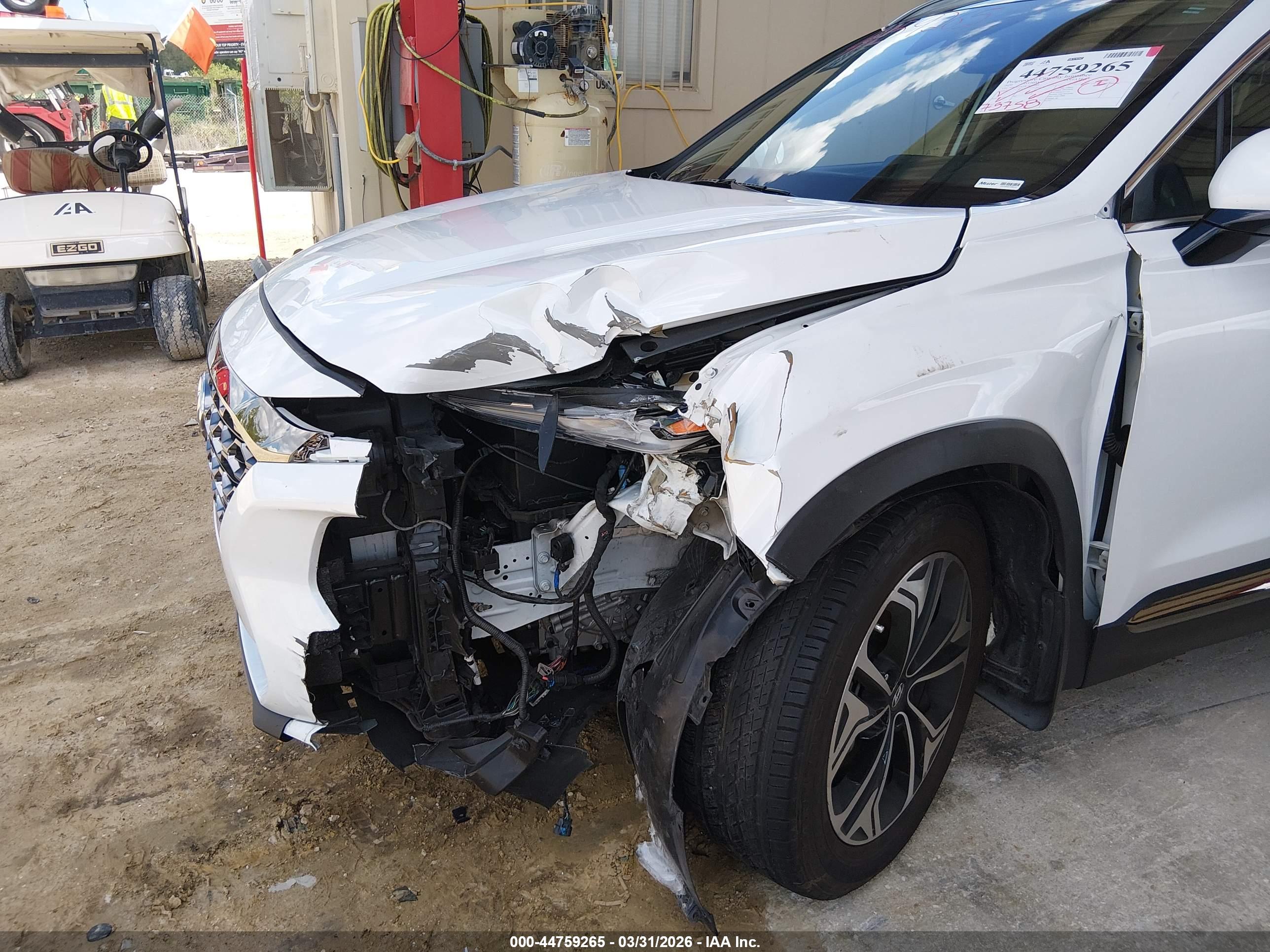 HYUNDAI SANTA image 6