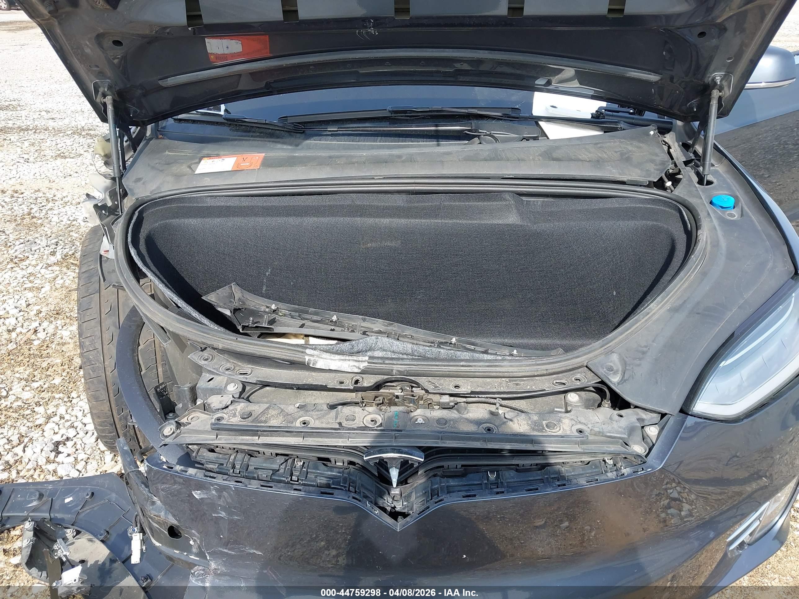 TESLA MODEL image 10