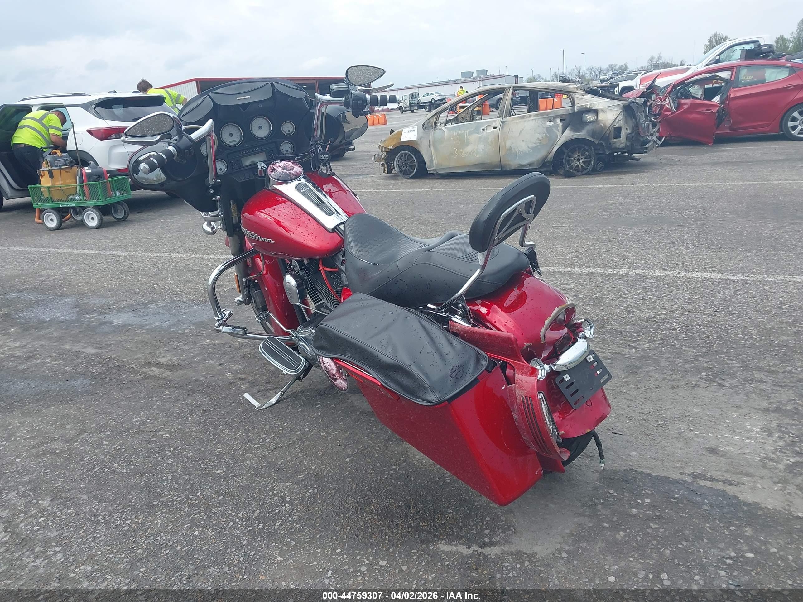 HARLEY-DAVIDSON FLHX image 3