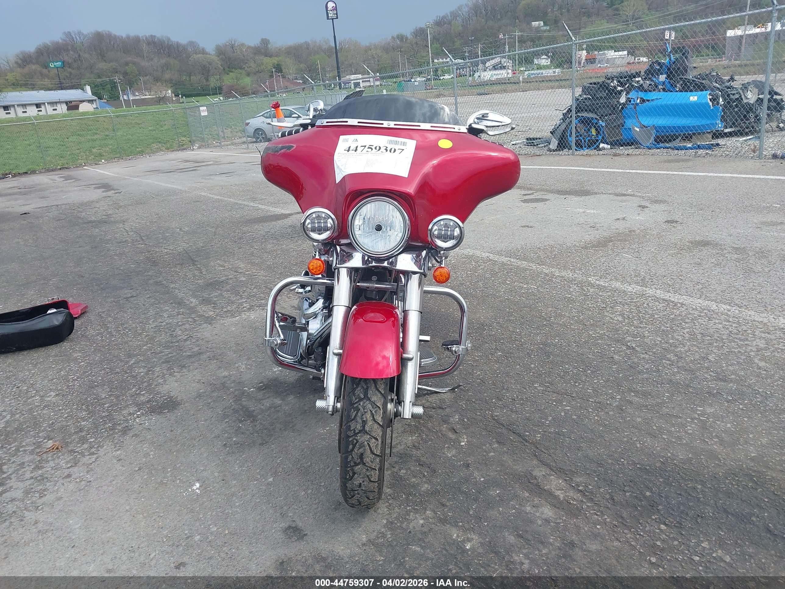 HARLEY-DAVIDSON FLHX image 5