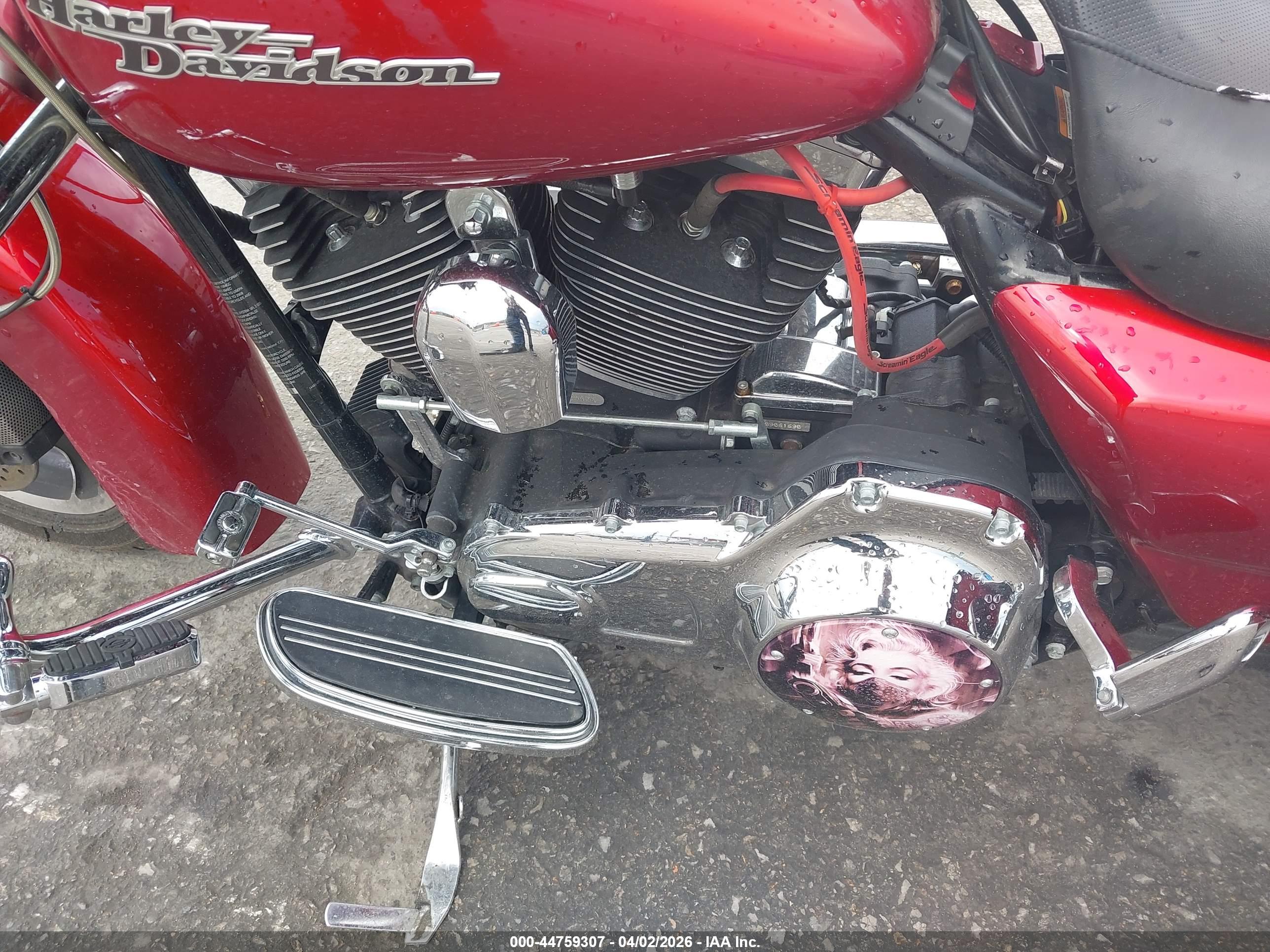 HARLEY-DAVIDSON FLHX image 9
