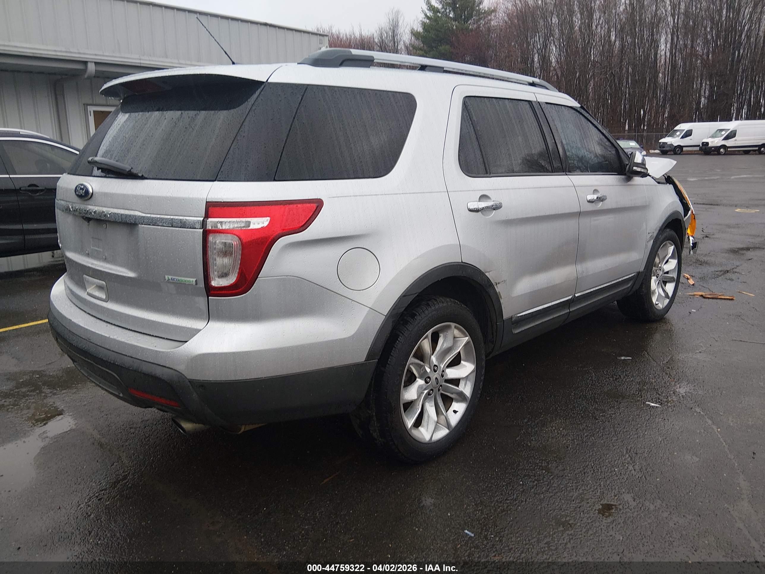 FORD EXPLORER image 4