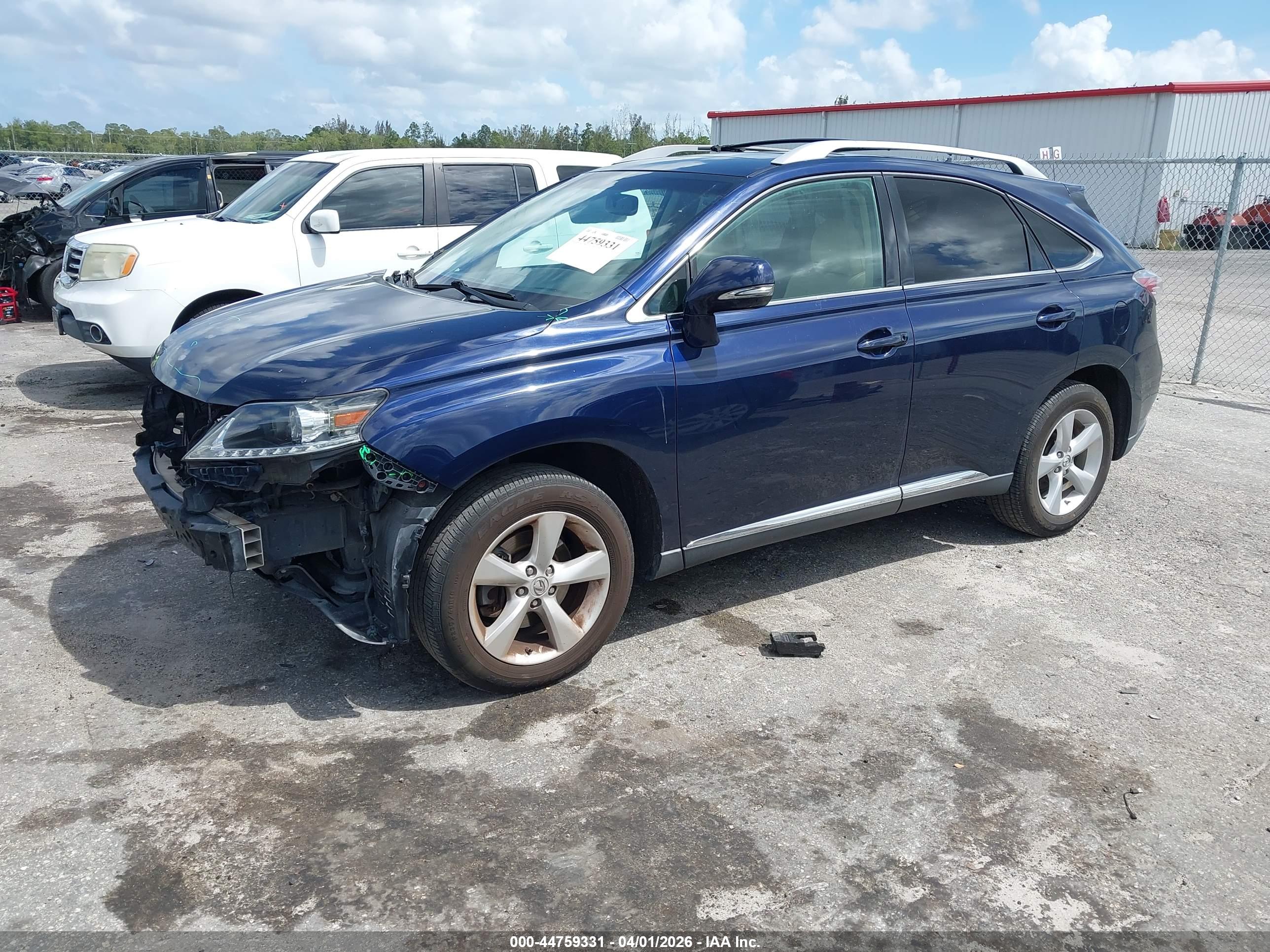 LEXUS RX image 2