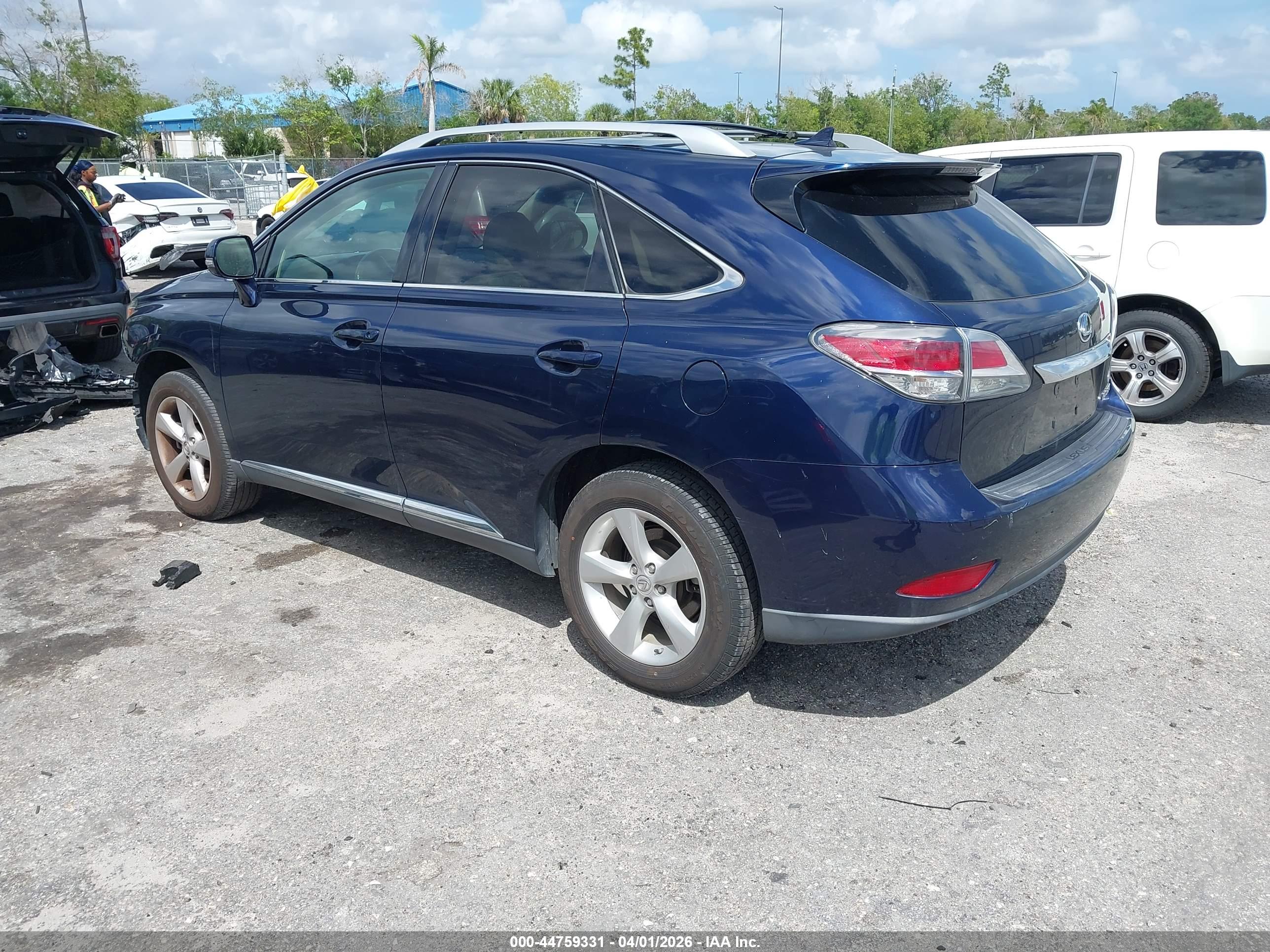 LEXUS RX image 3