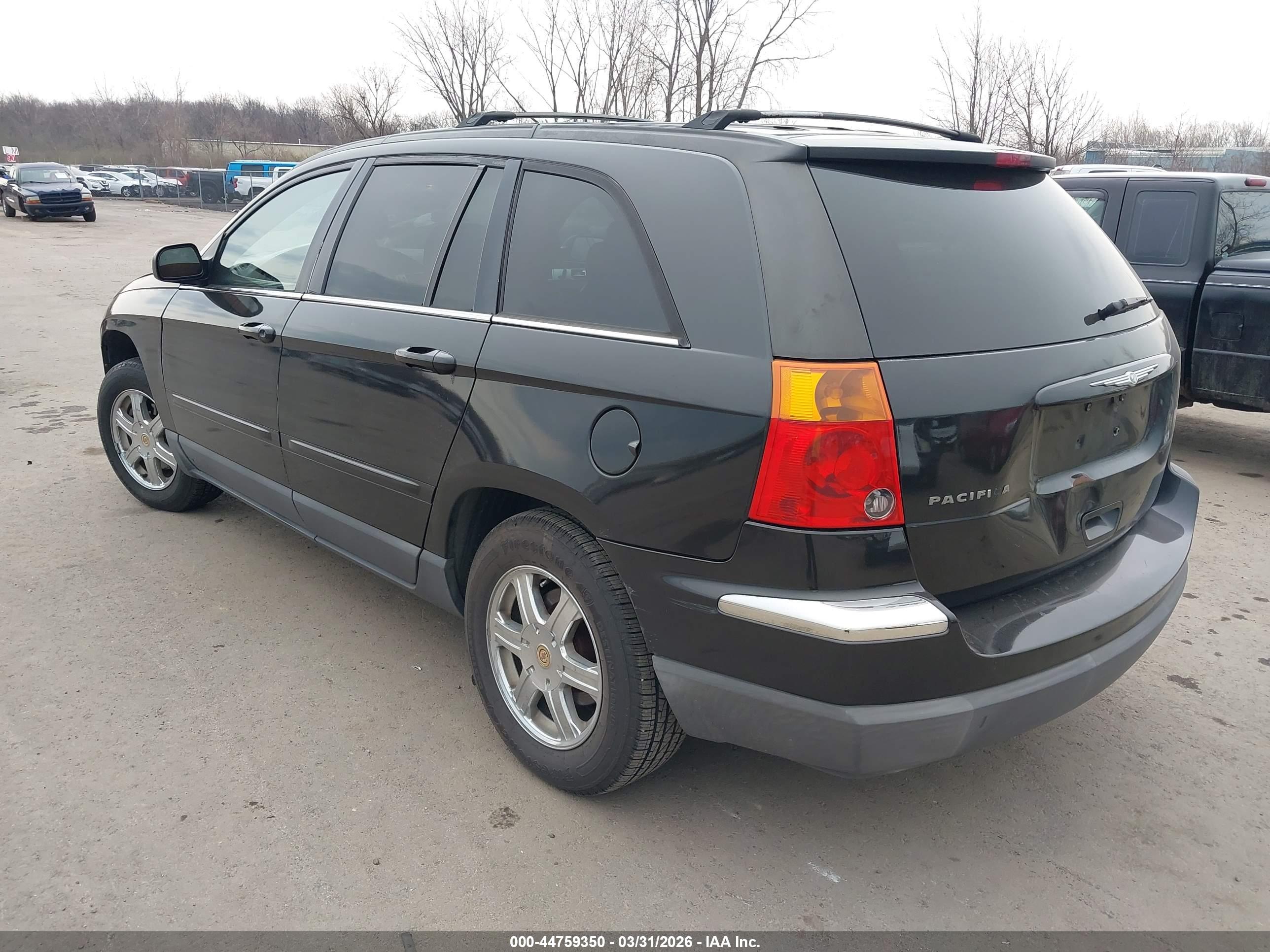 CHRYSLER PACIFICA image 3