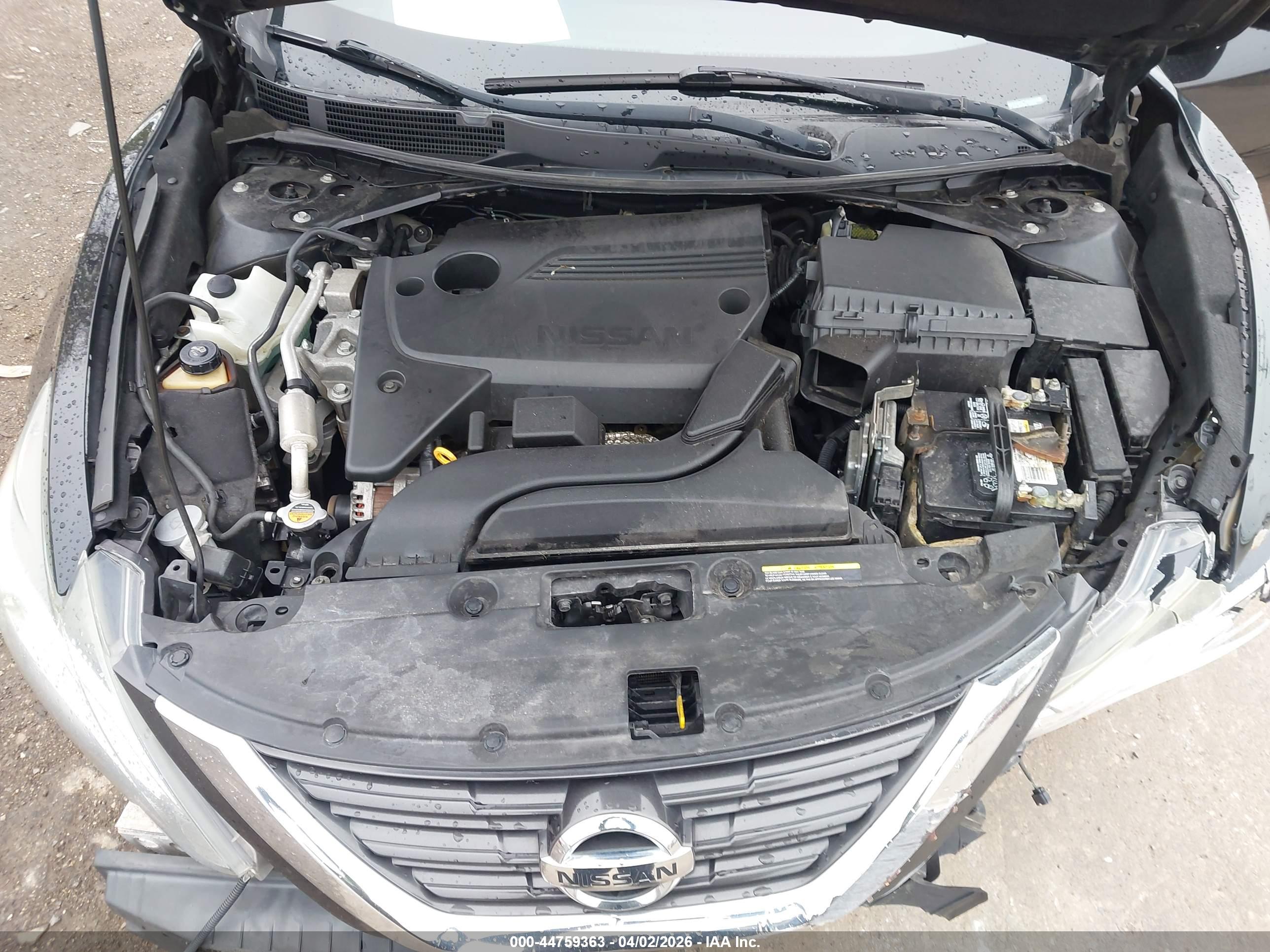 NISSAN ALTIMA image 10