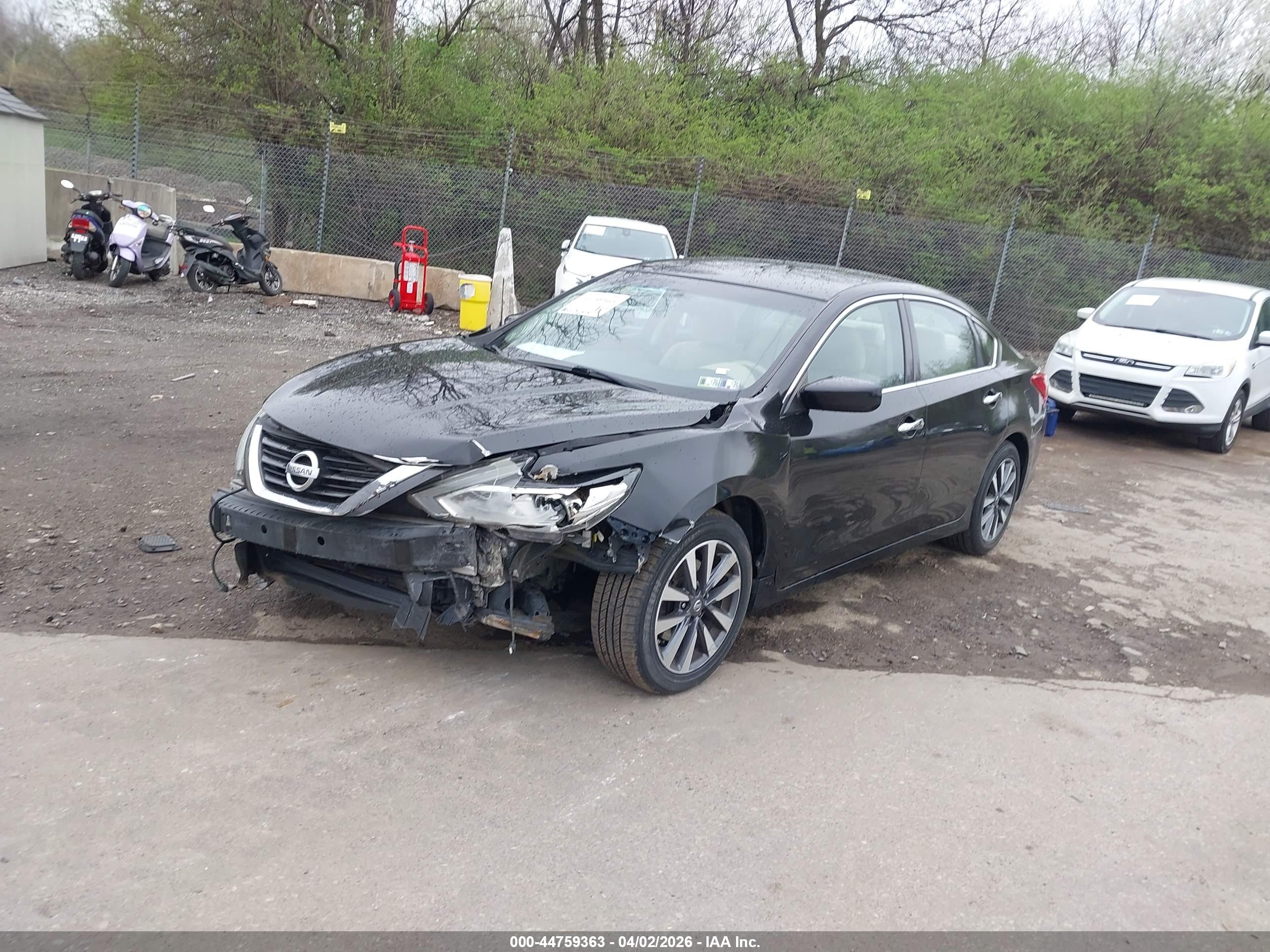 NISSAN ALTIMA image 2