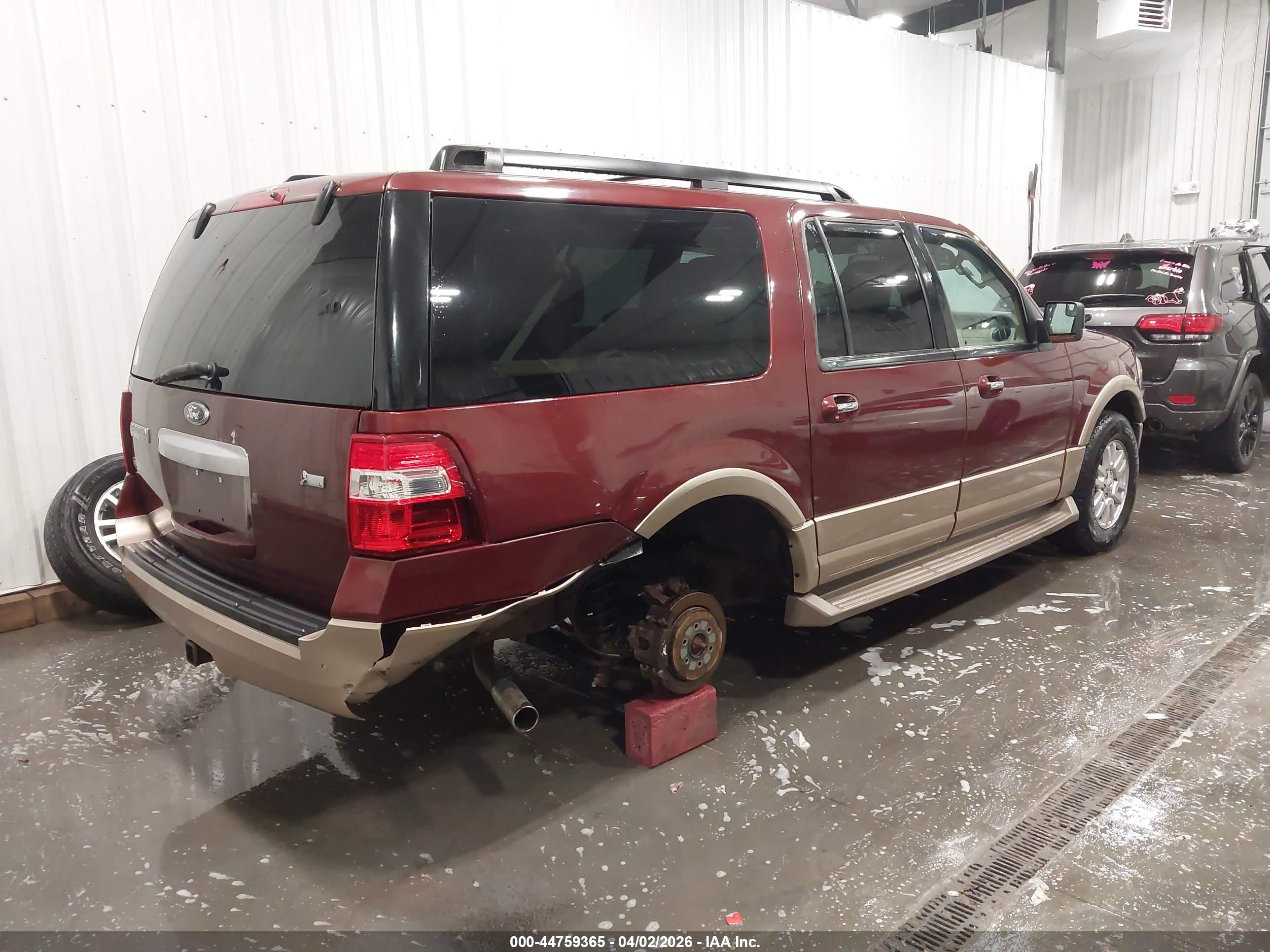FORD EXPEDITION image 4