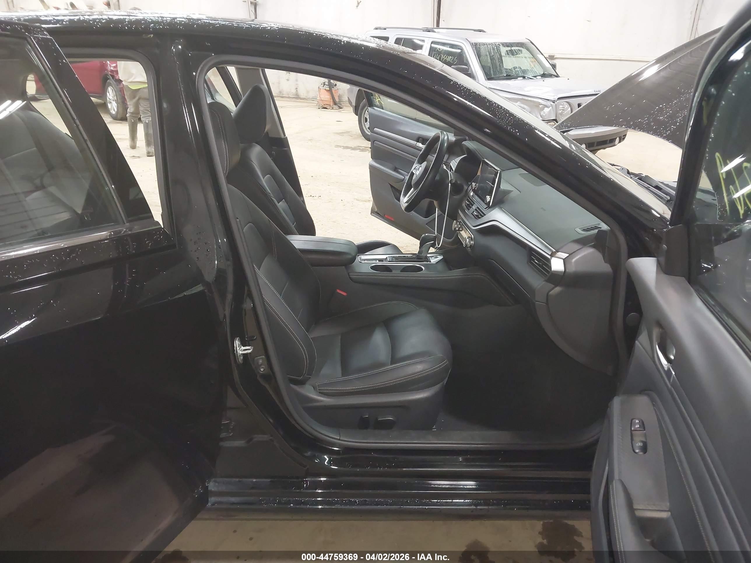 NISSAN ALTIMA image 5