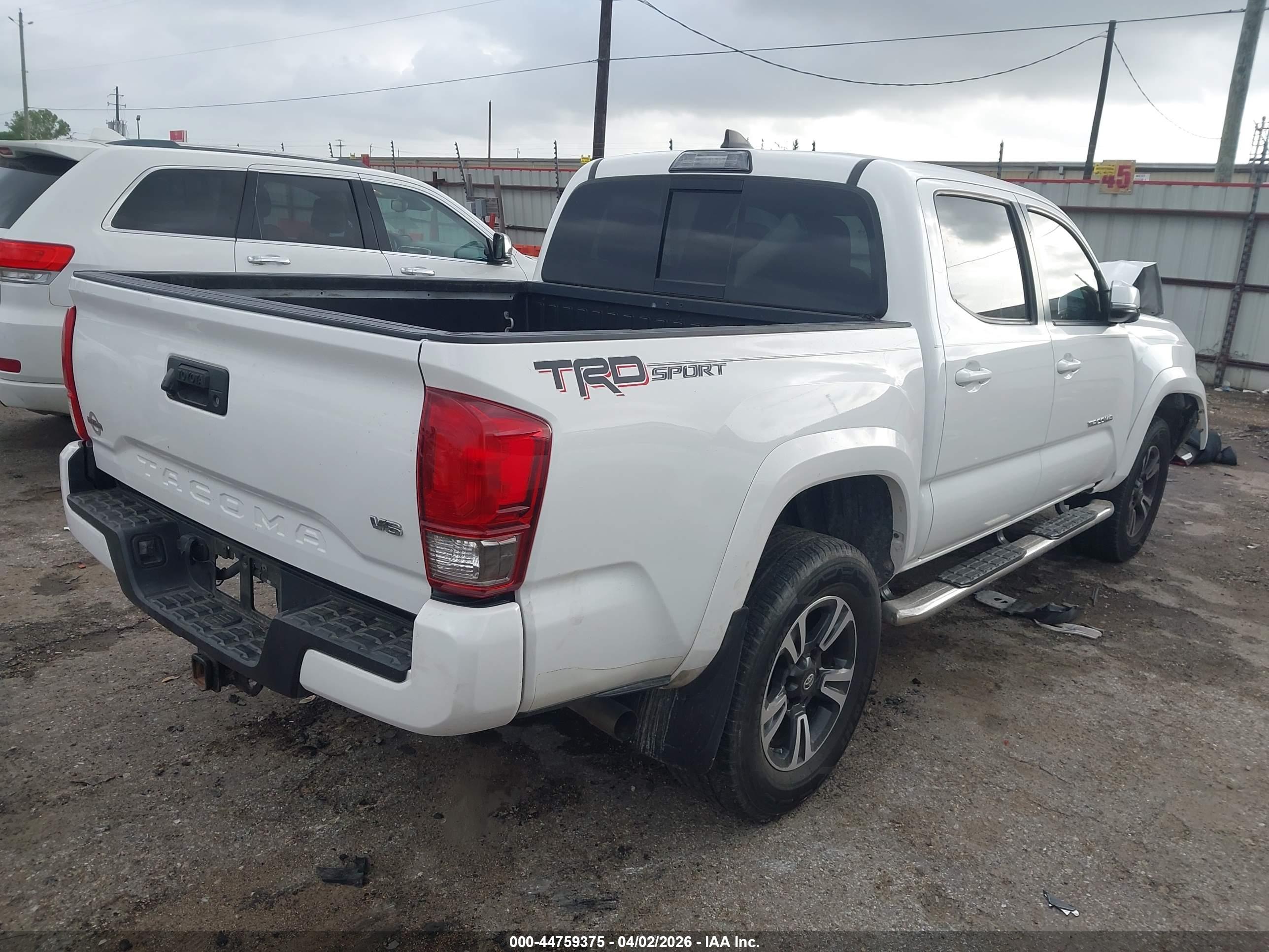 TOYOTA TACOMA image 4