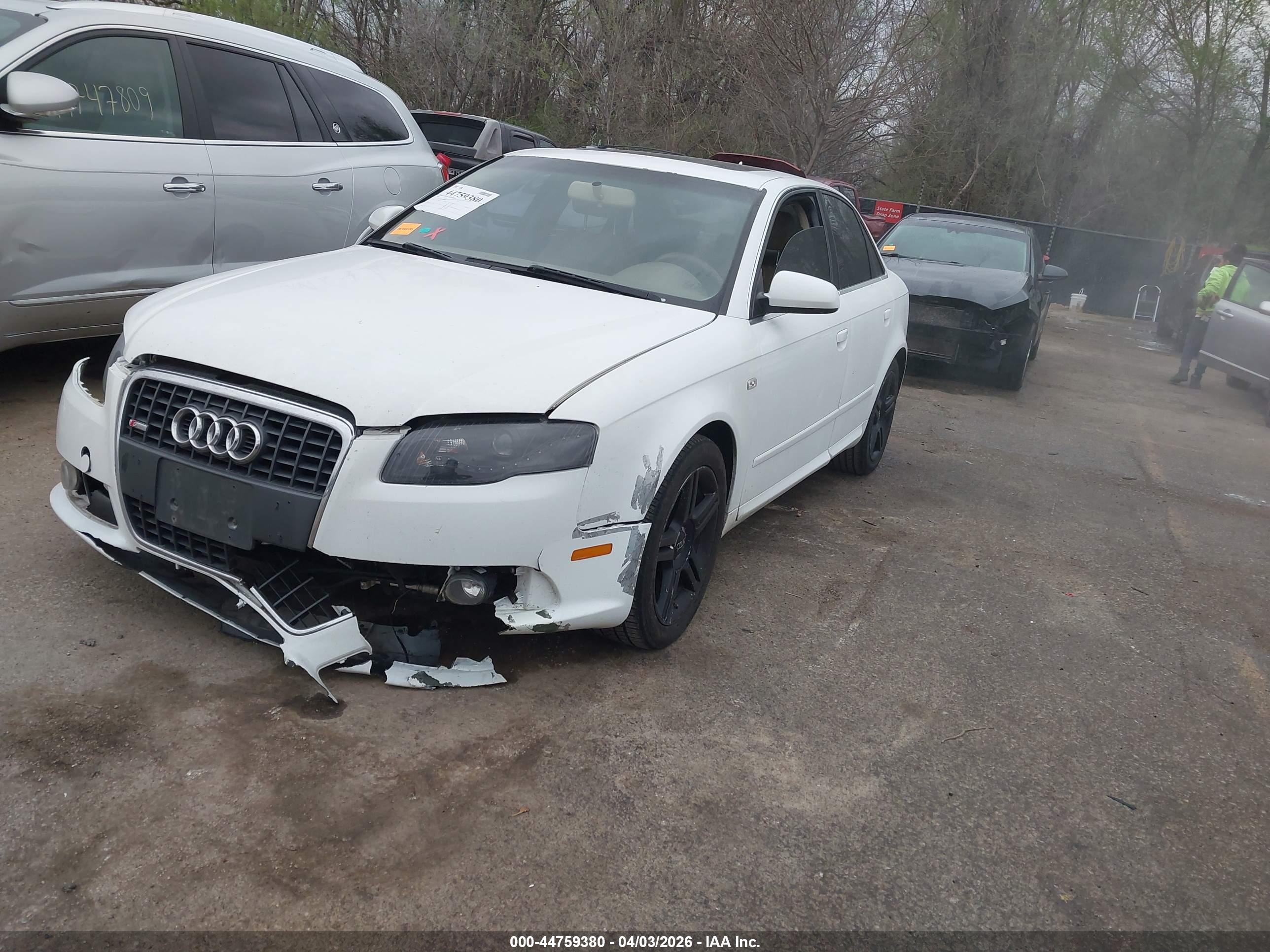 AUDI A4 image 2