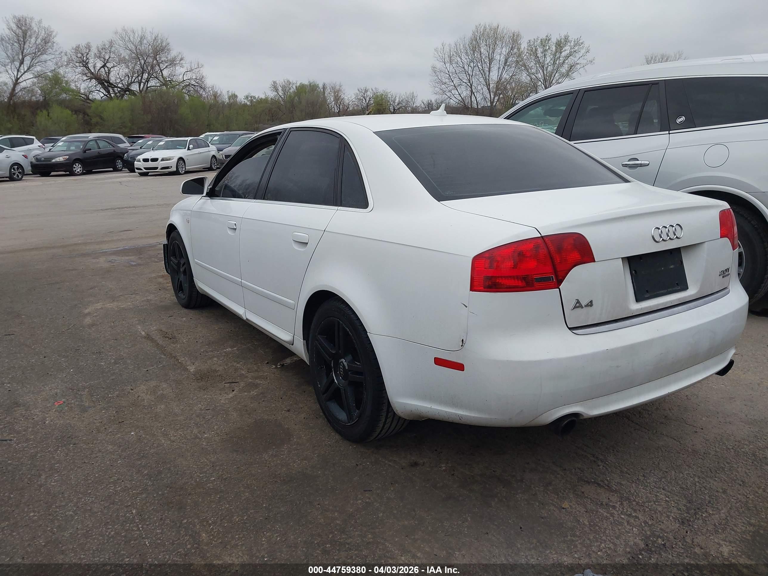 AUDI A4 image 3