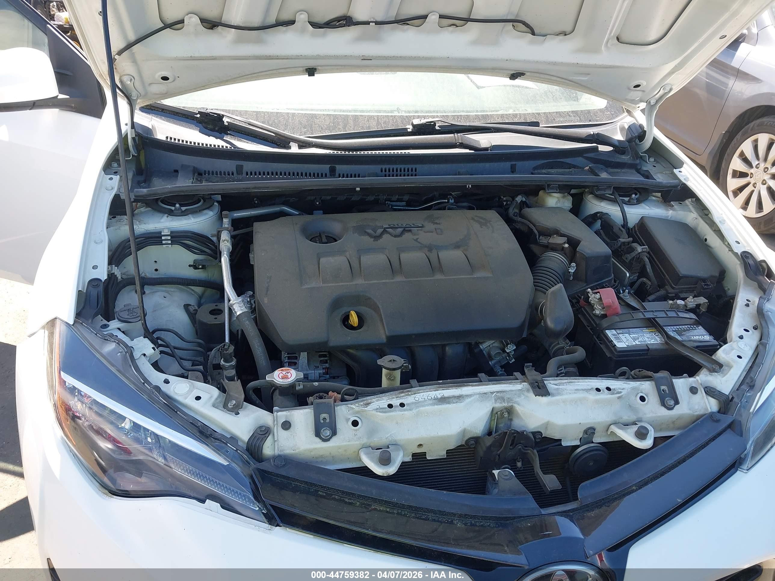 TOYOTA COROLLA image 10