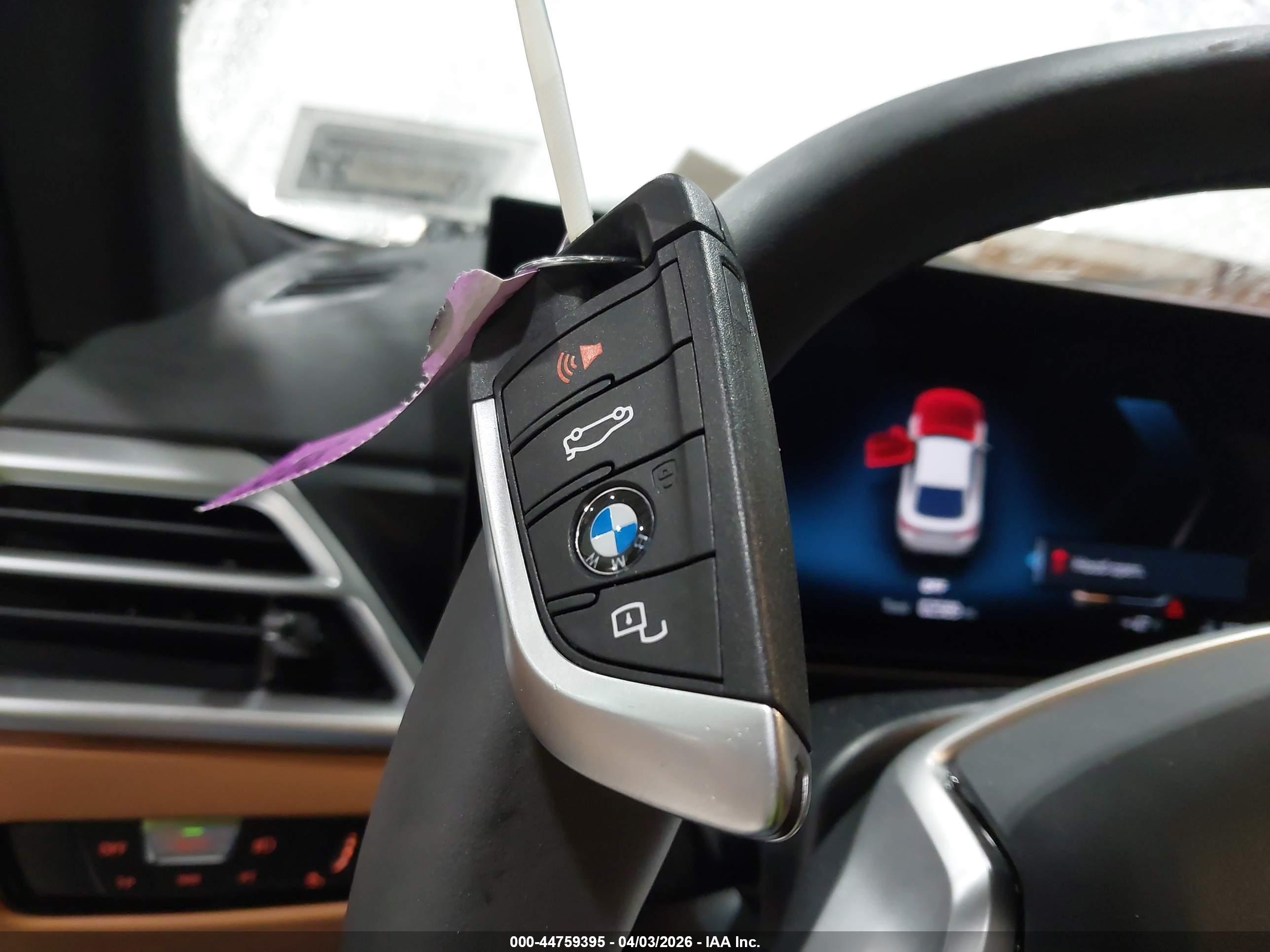 BMW I4 image 11