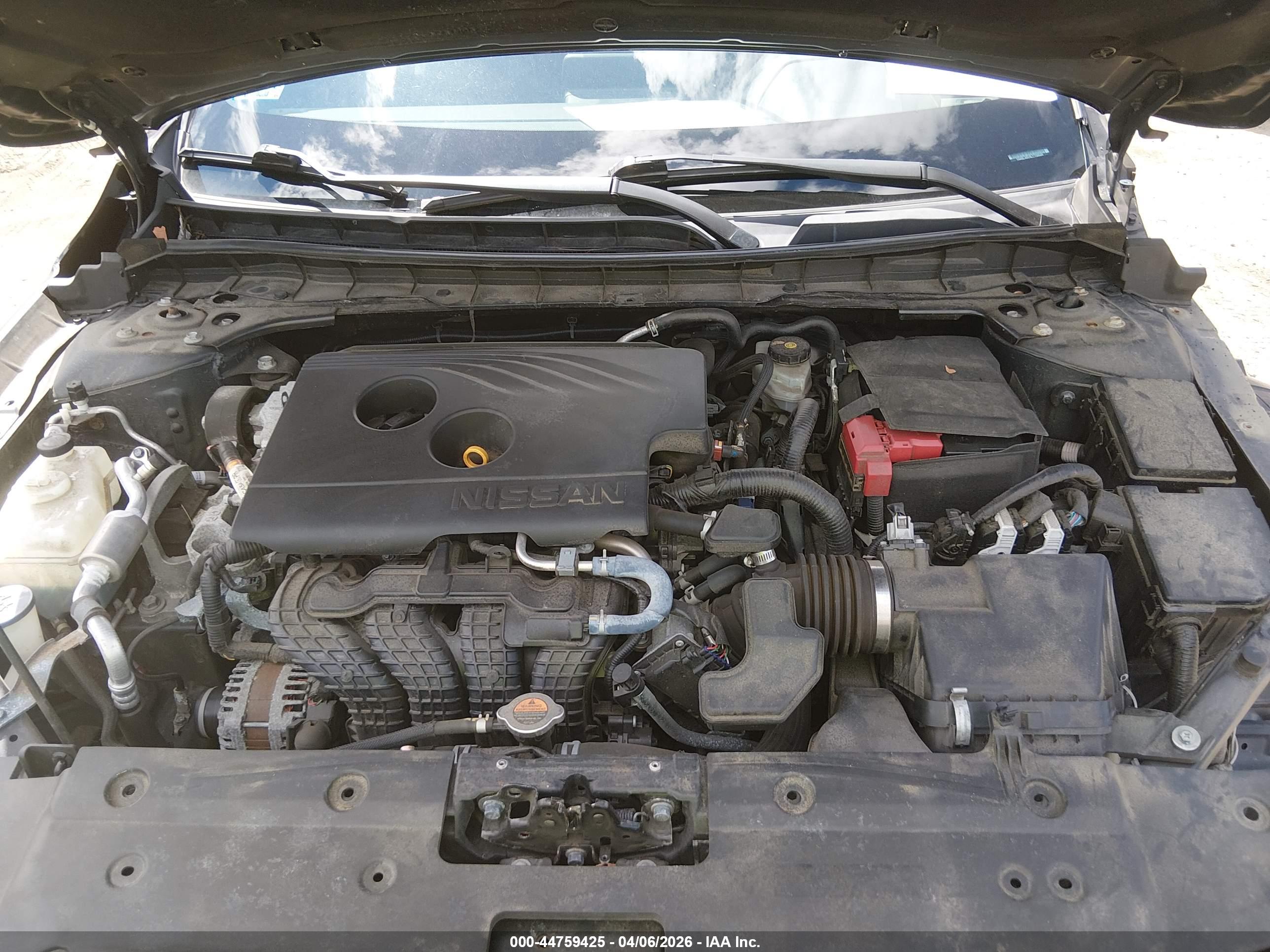 NISSAN ALTIMA image 10