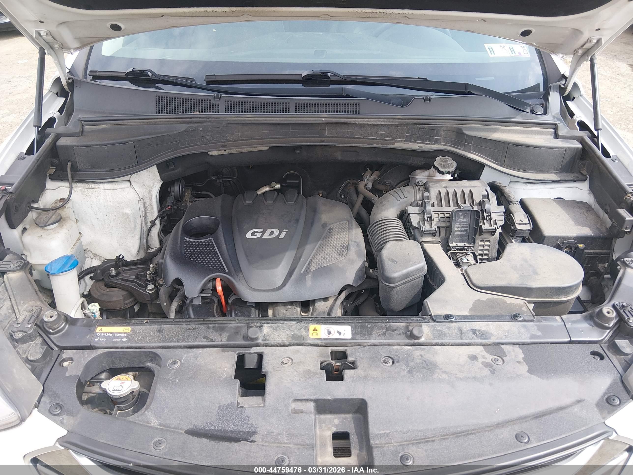 HYUNDAI SANTA image 10