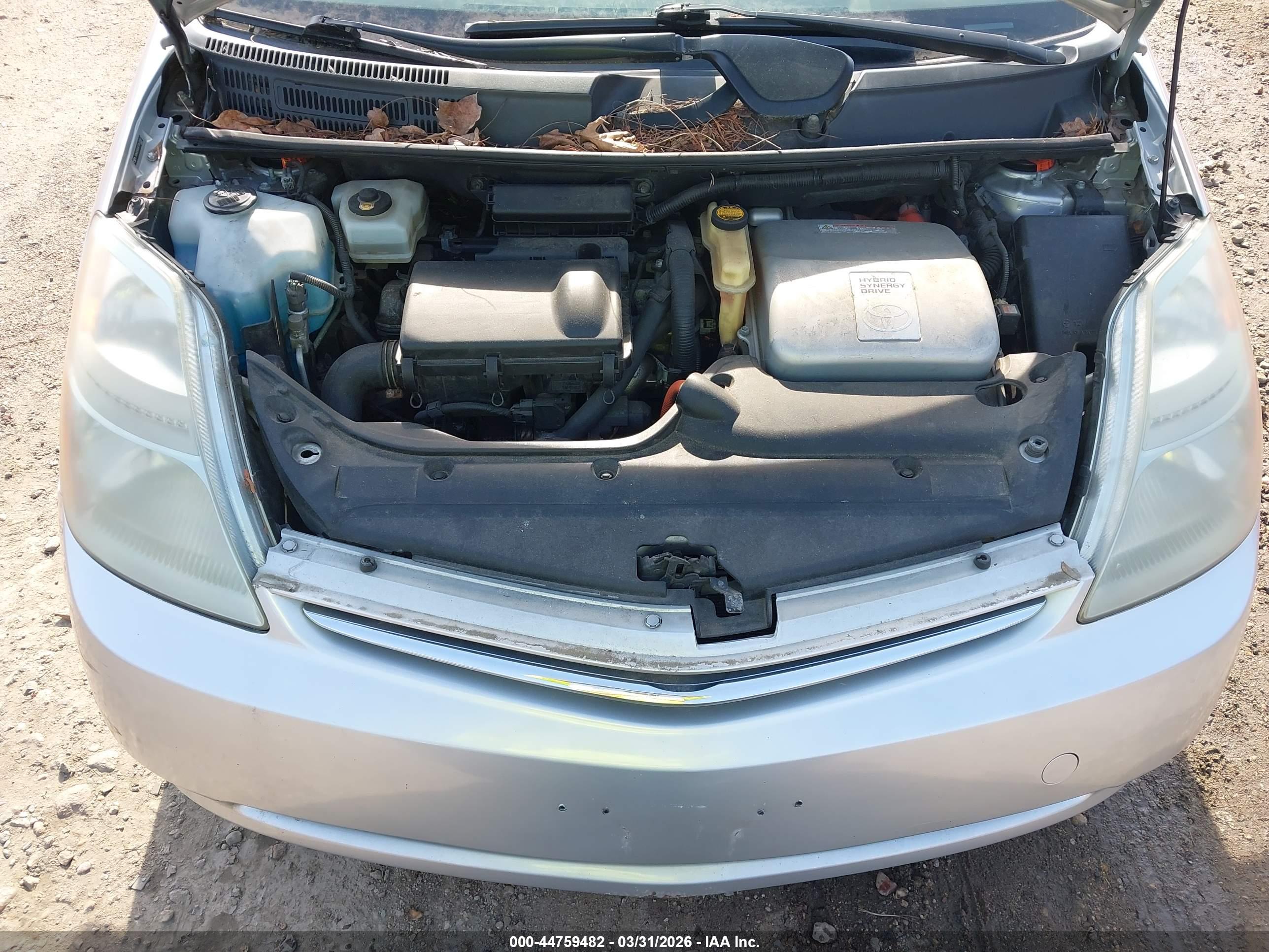 TOYOTA PRIUS image 10
