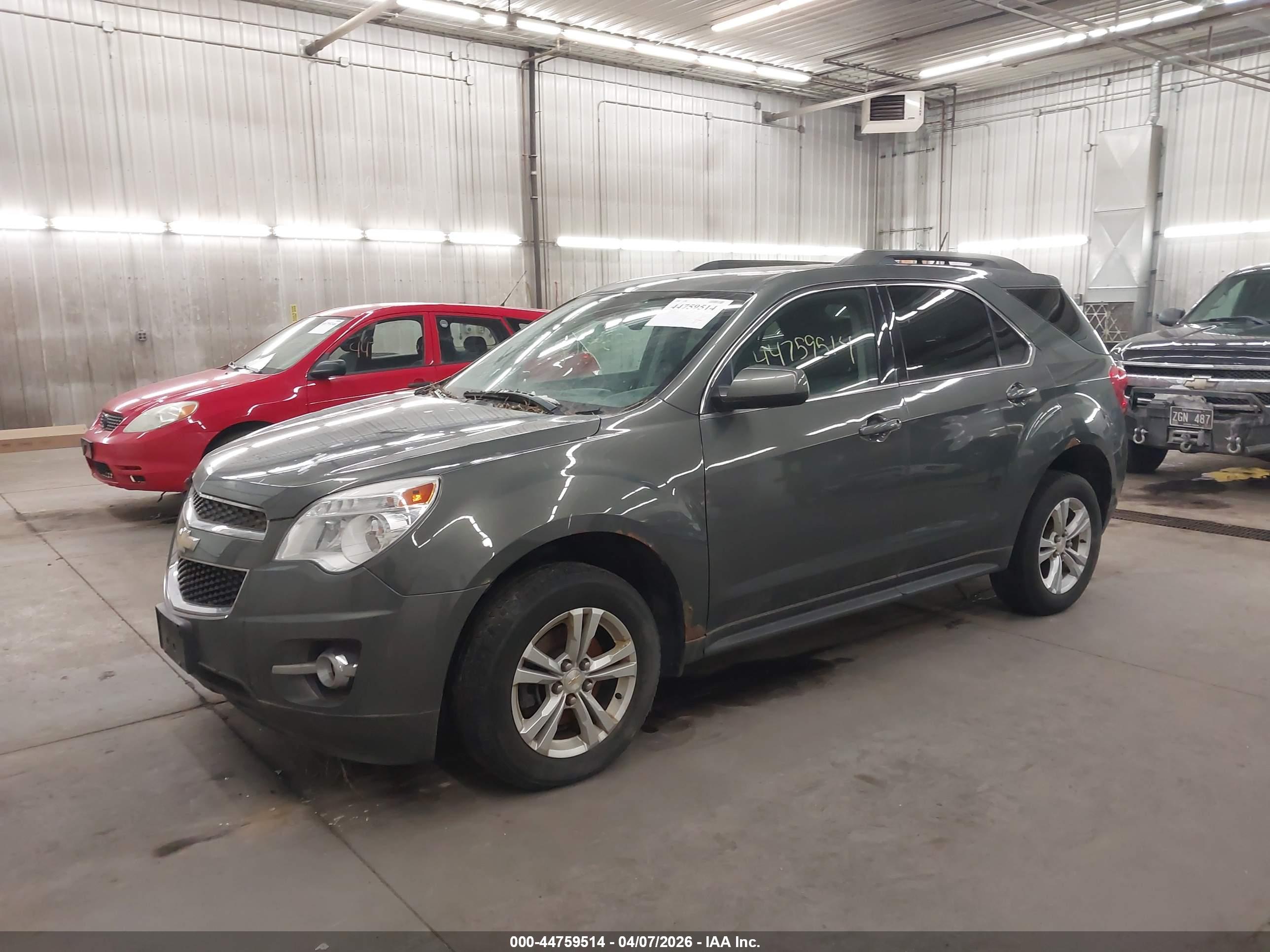 CHEVROLET EQUINOX image 2