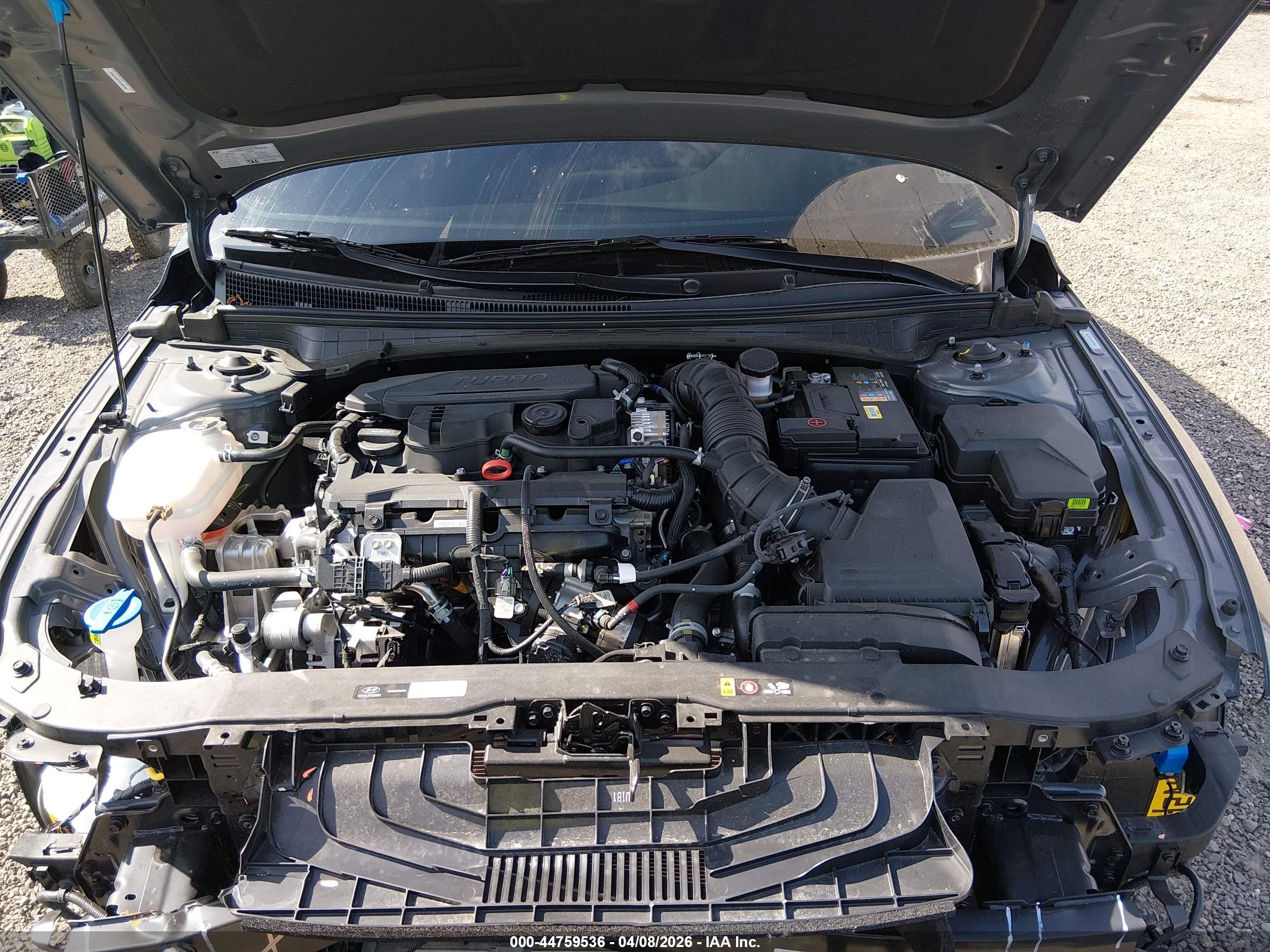 HYUNDAI ELANTRA image 10