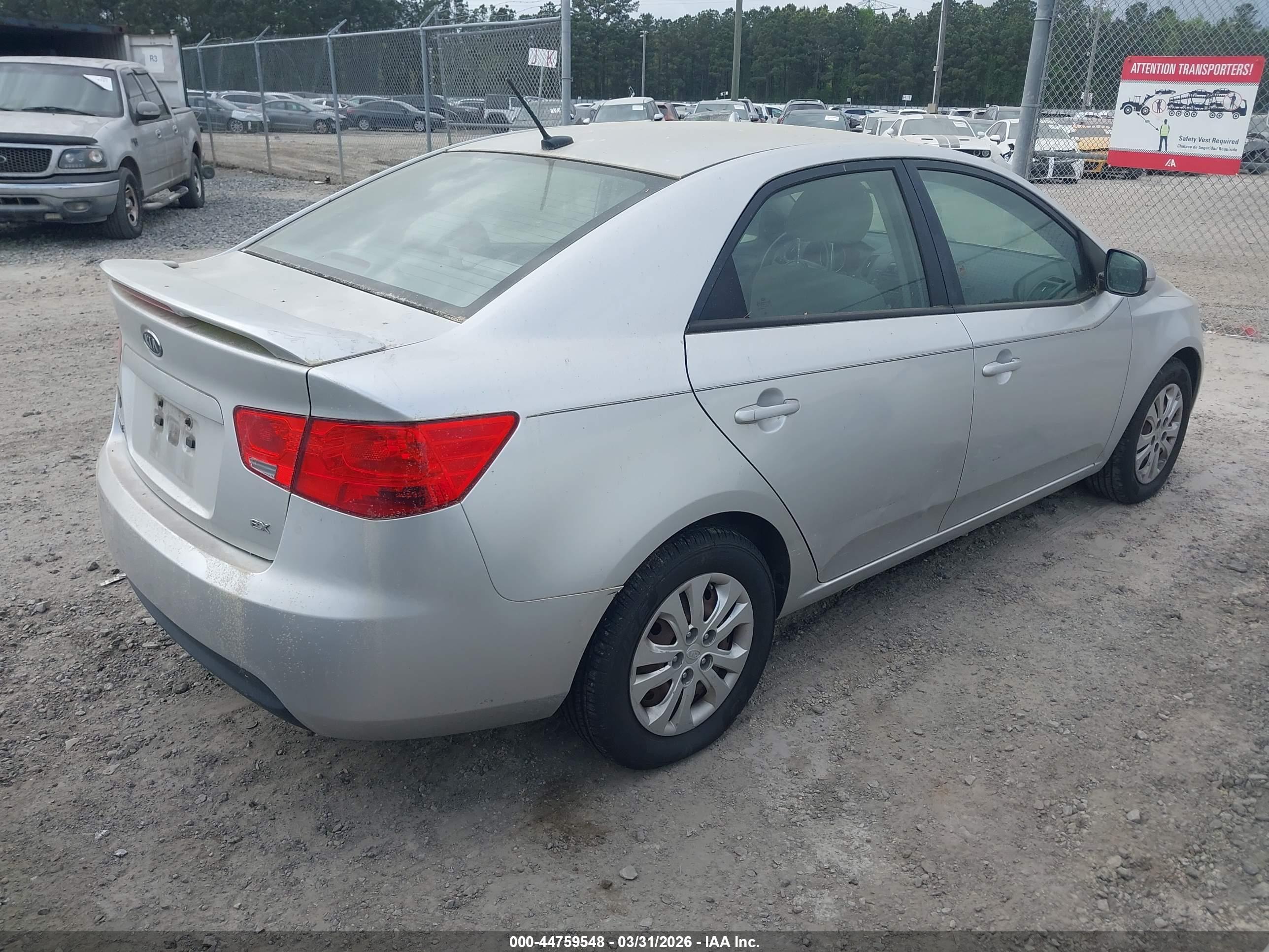 KIA FORTE image 4