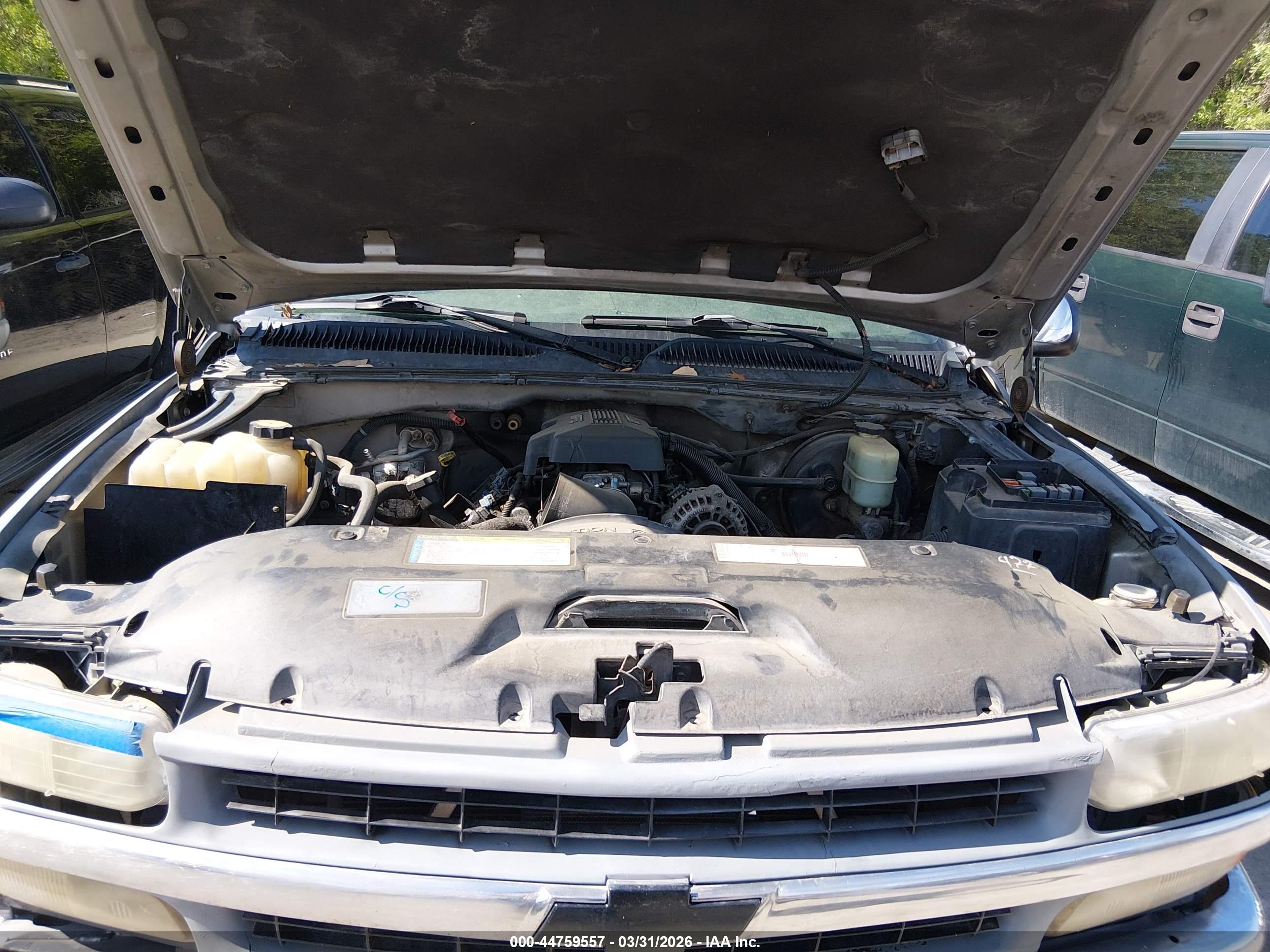 CHEVROLET SILVERADO image 10
