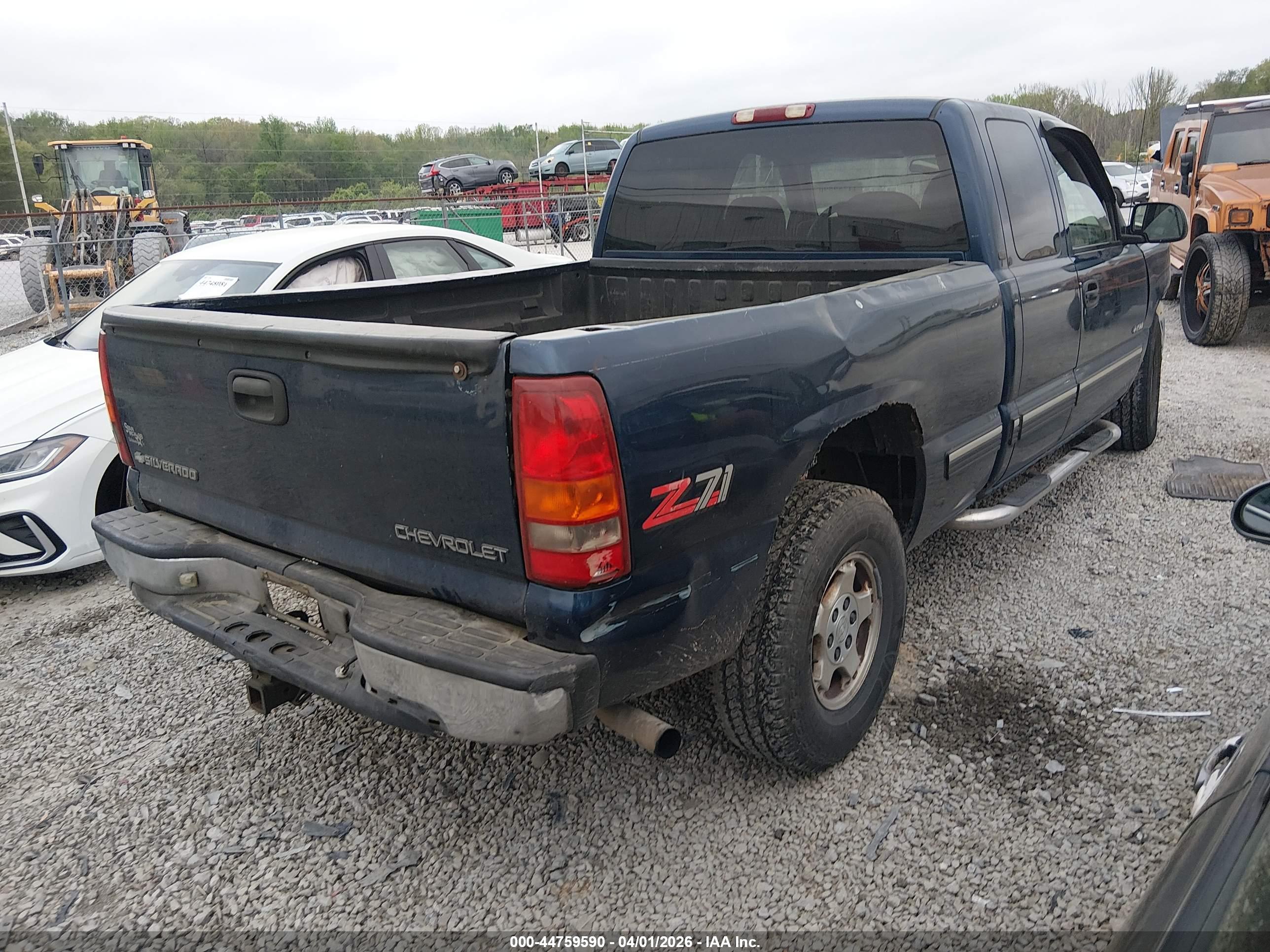CHEVROLET SILVERADO image 4
