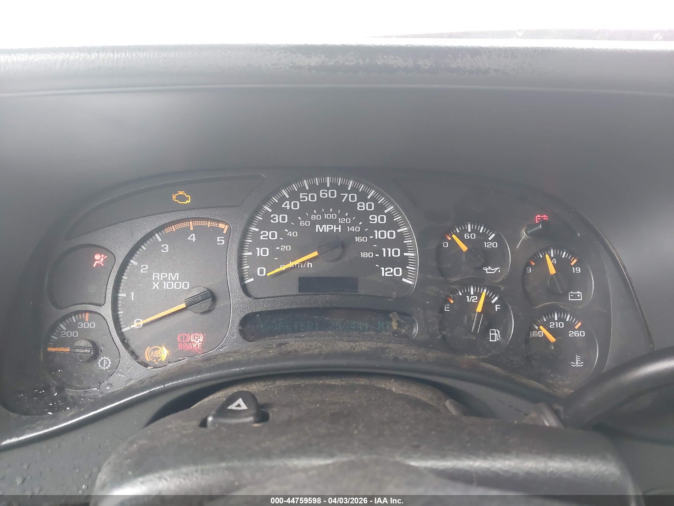 CHEVROLET SILVERADO image 7