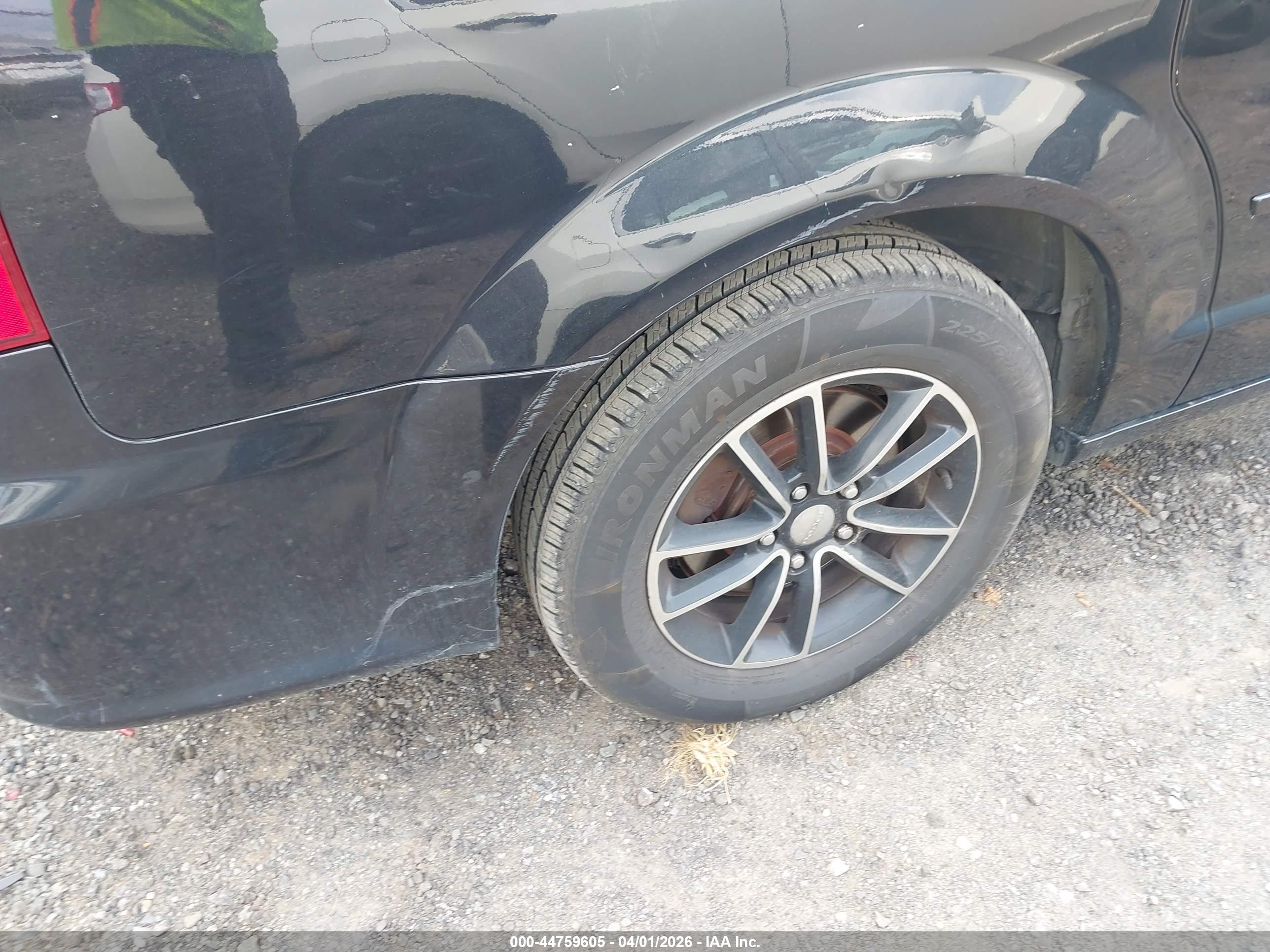DODGE GRAND image 6