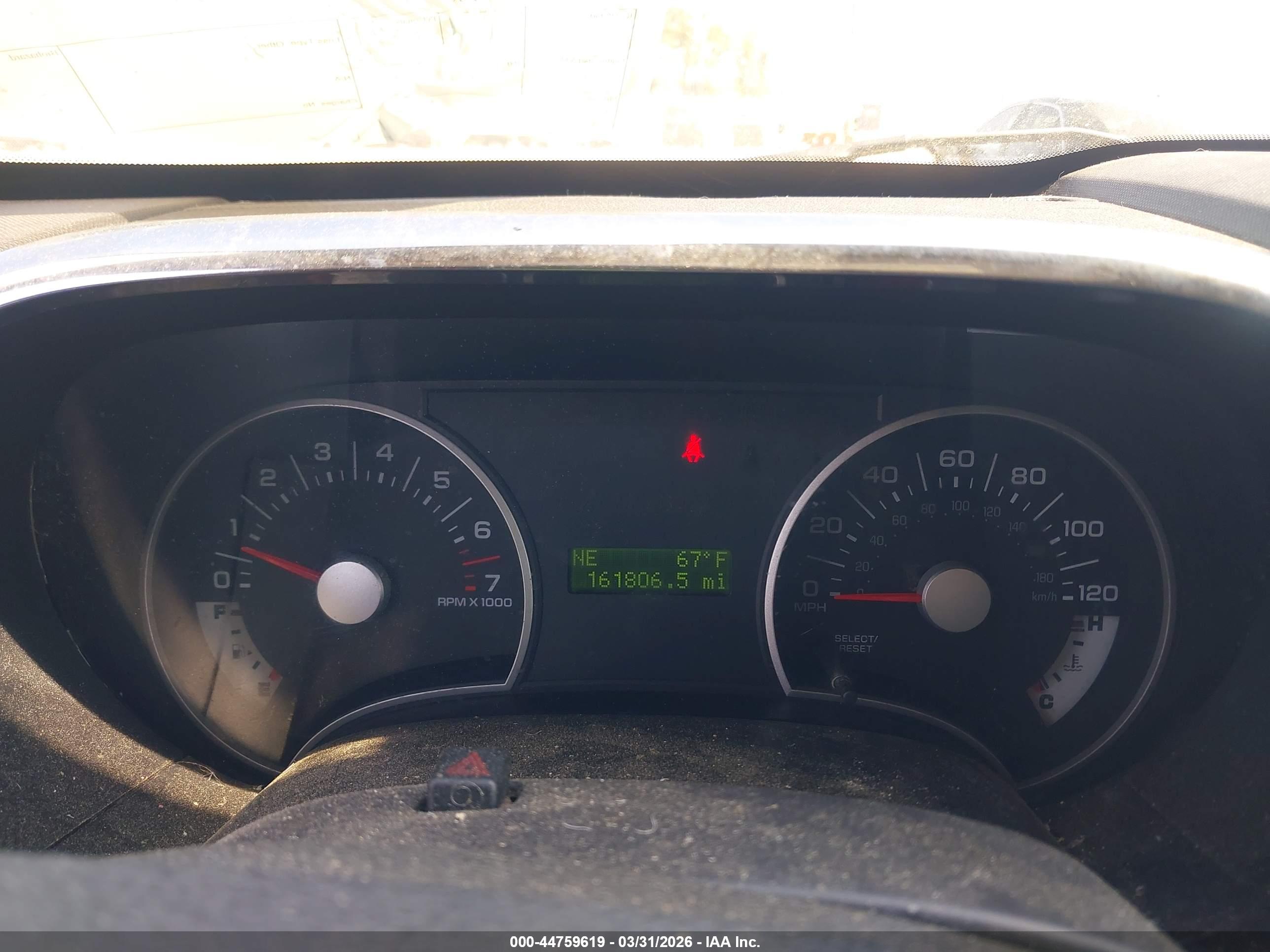 FORD EXPLORER image 7