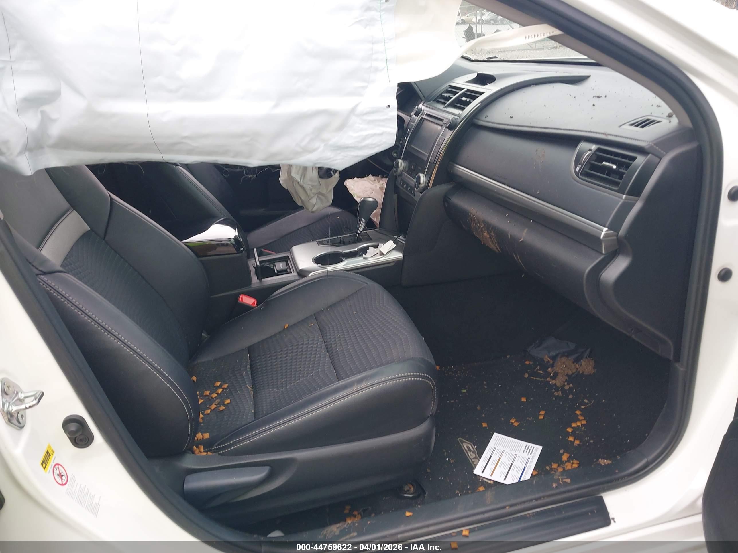 TOYOTA CAMRY image 5