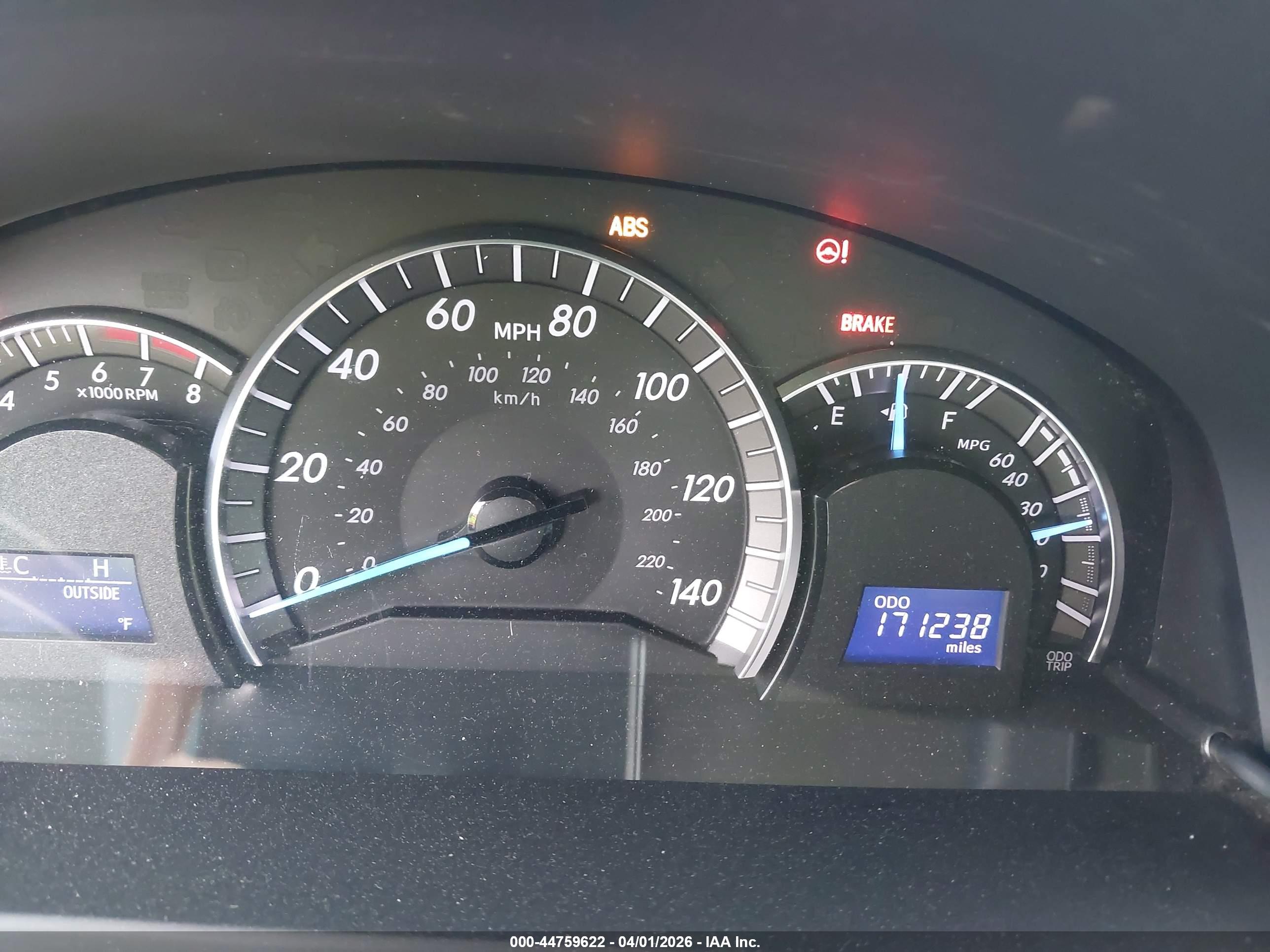 TOYOTA CAMRY image 7