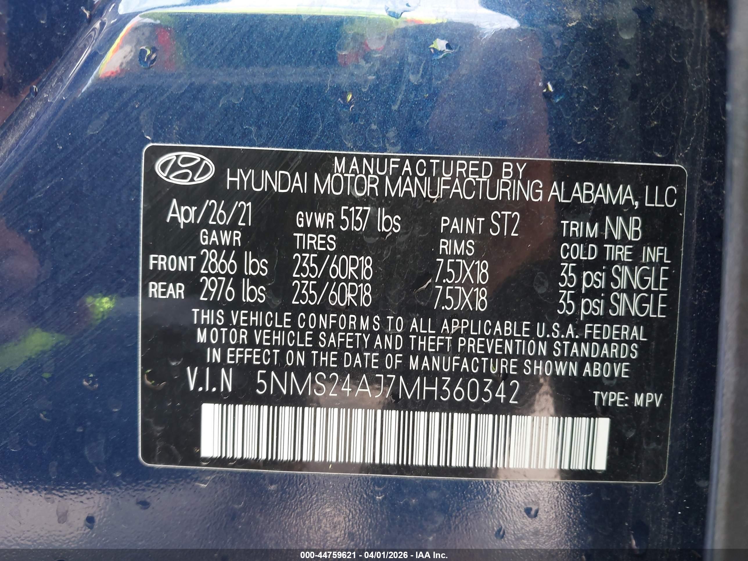 HYUNDAI SANTA image 9