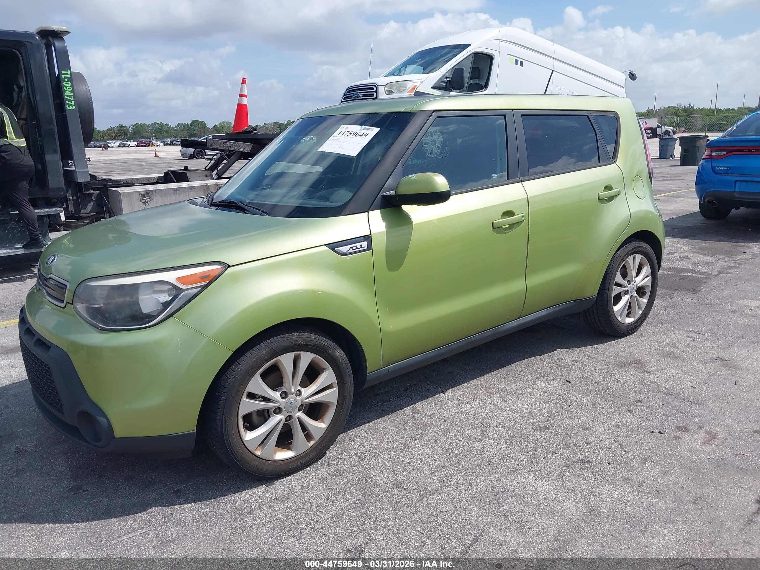 KIA SOUL image 2
