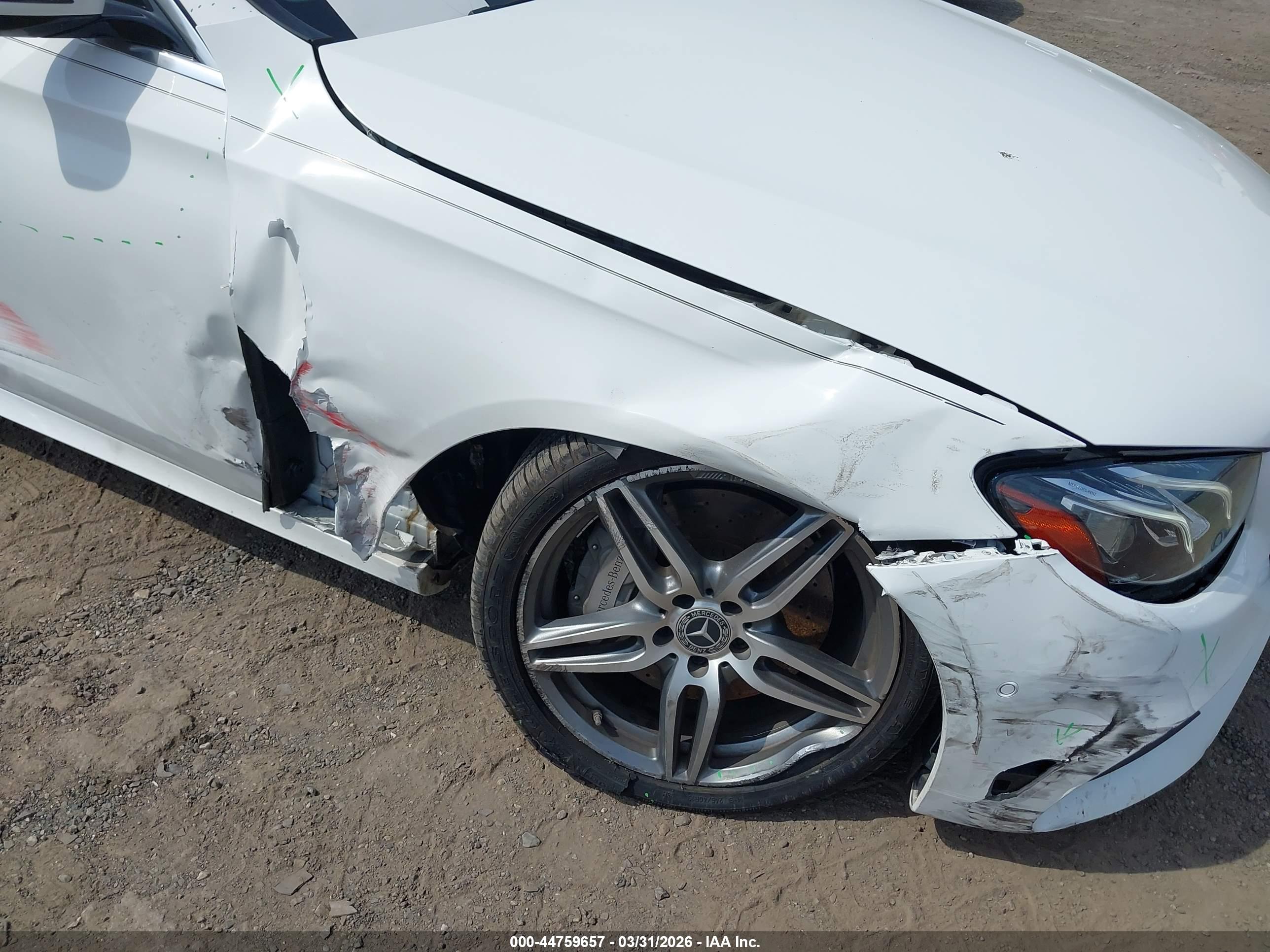 MERCEDES-BENZ E image 6