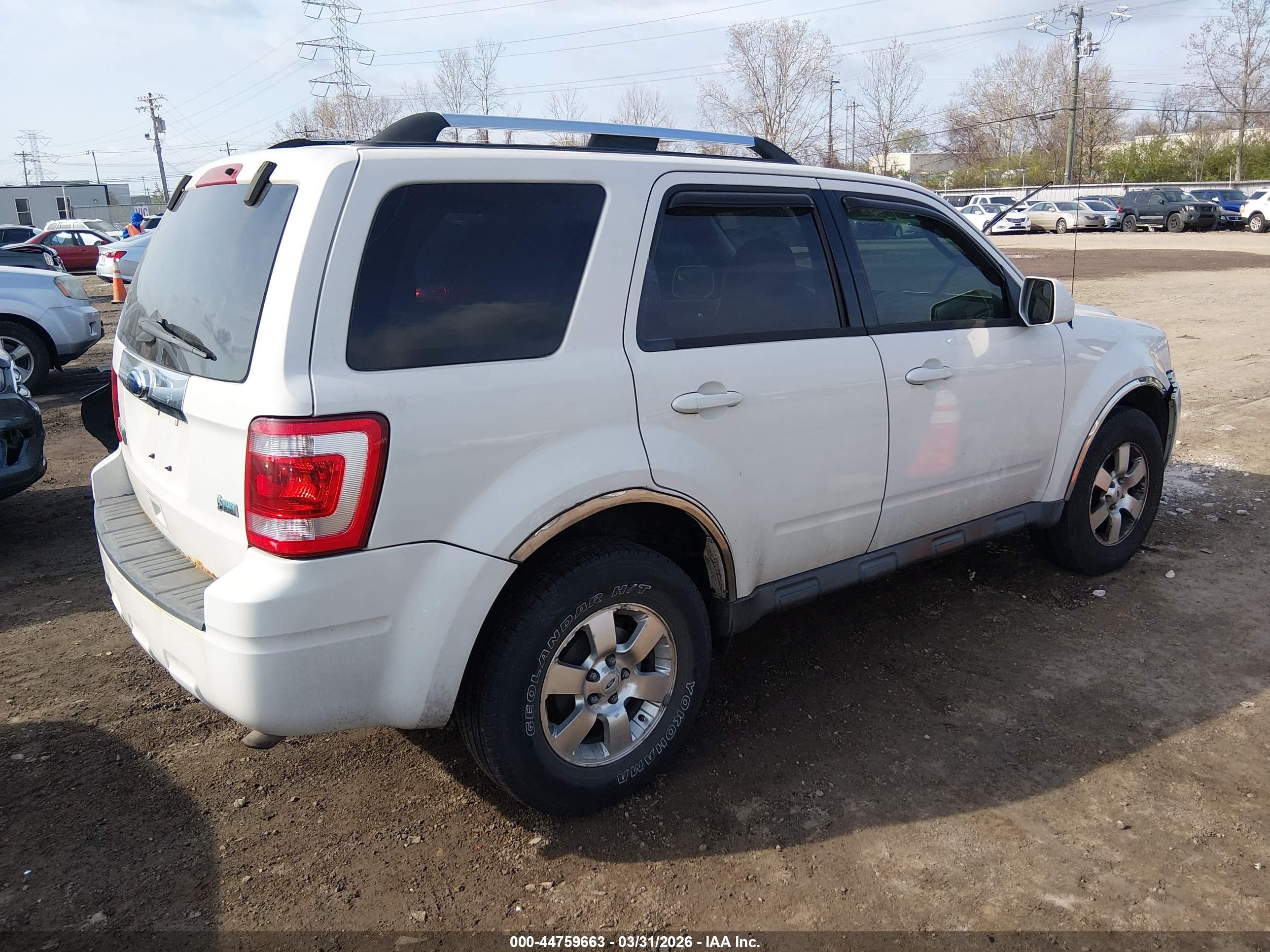 FORD ESCAPE image 4