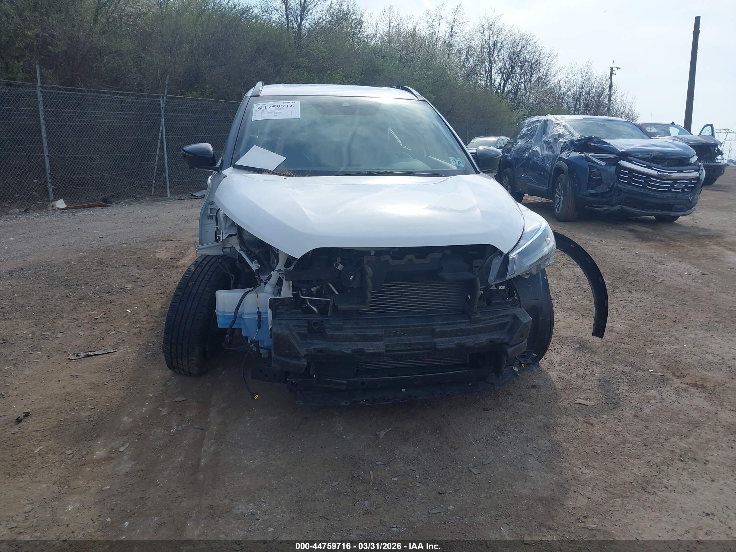 NISSAN KICKS image 6