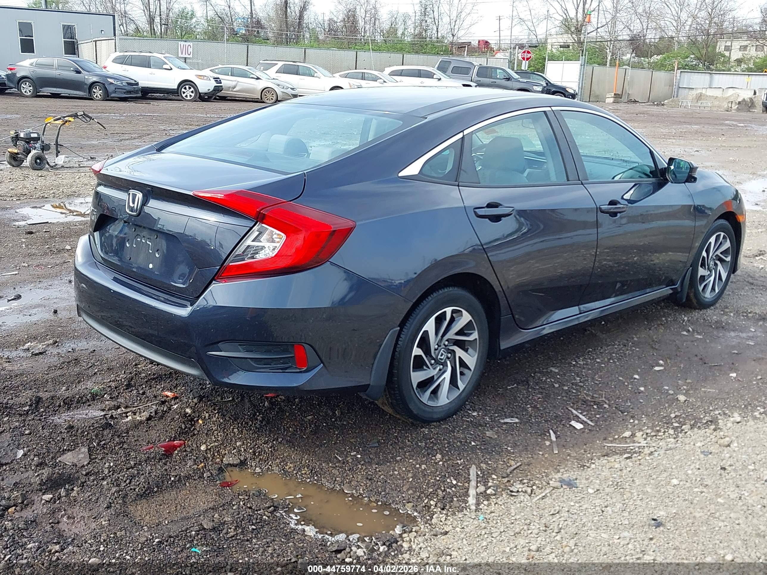 HONDA CIVIC image 4