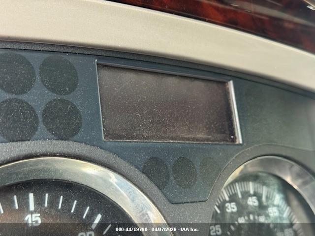 KENWORTH CONSTRUCTION image 6