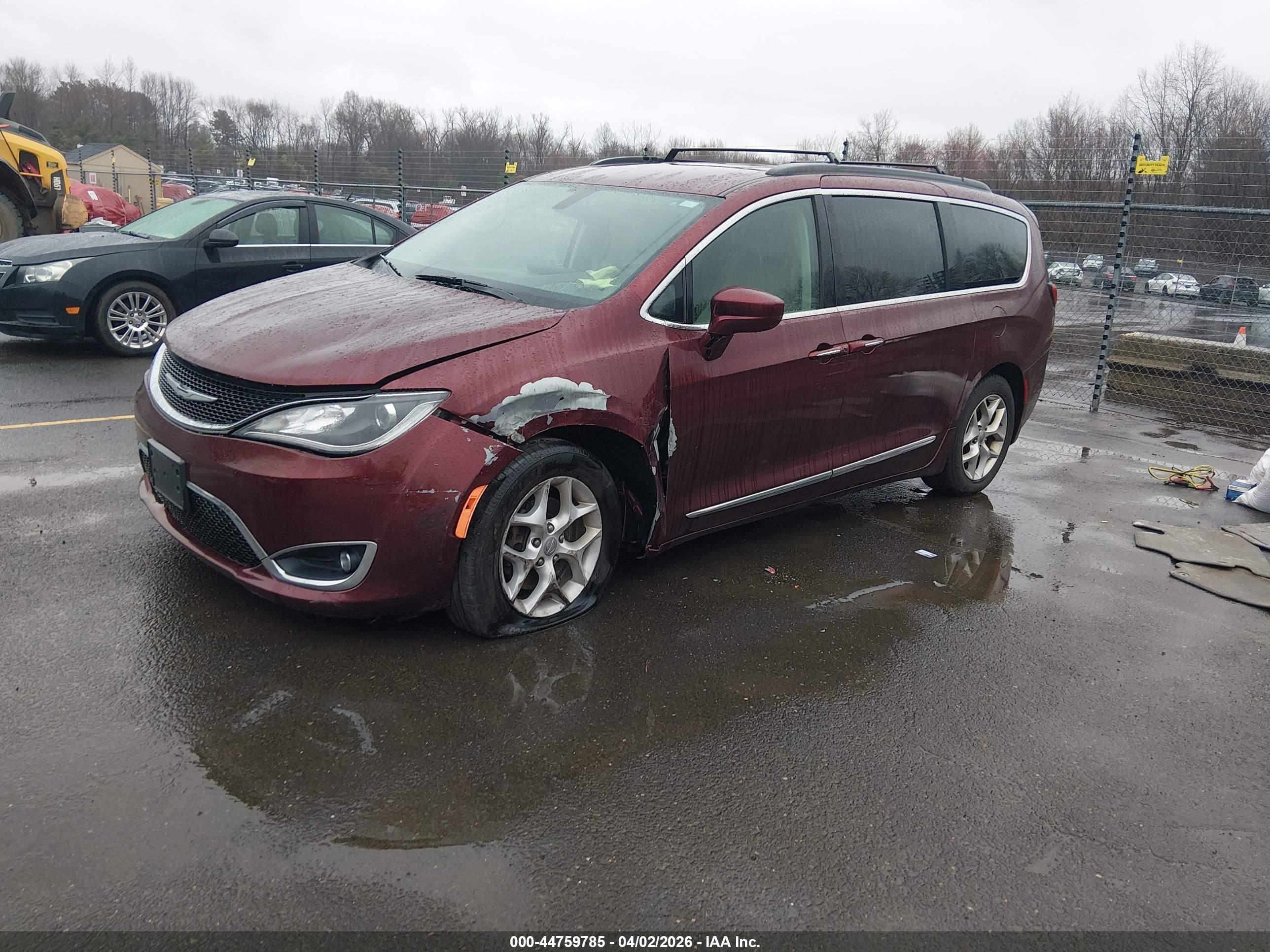 CHRYSLER PACIFICA image 2
