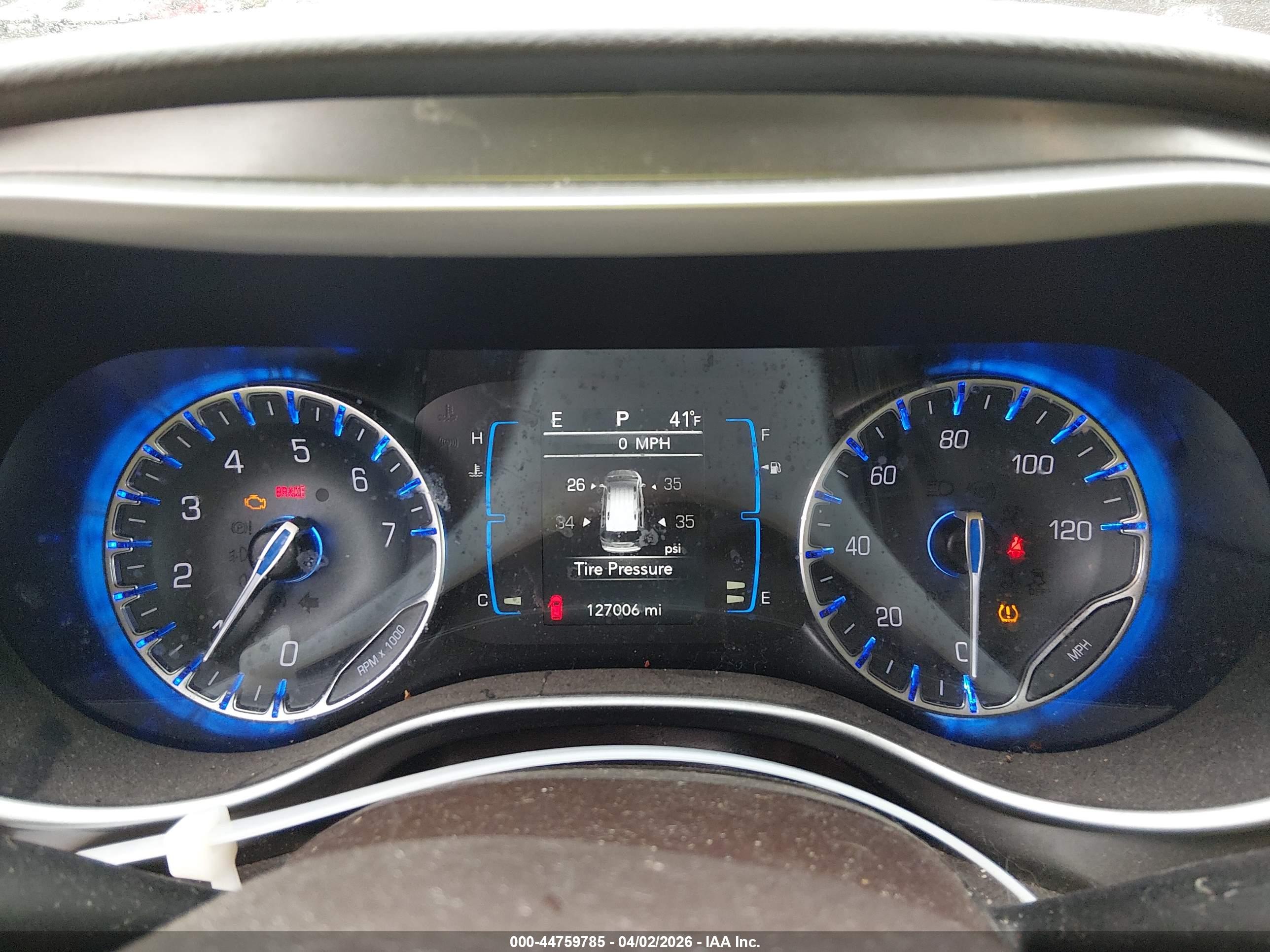 CHRYSLER PACIFICA image 7