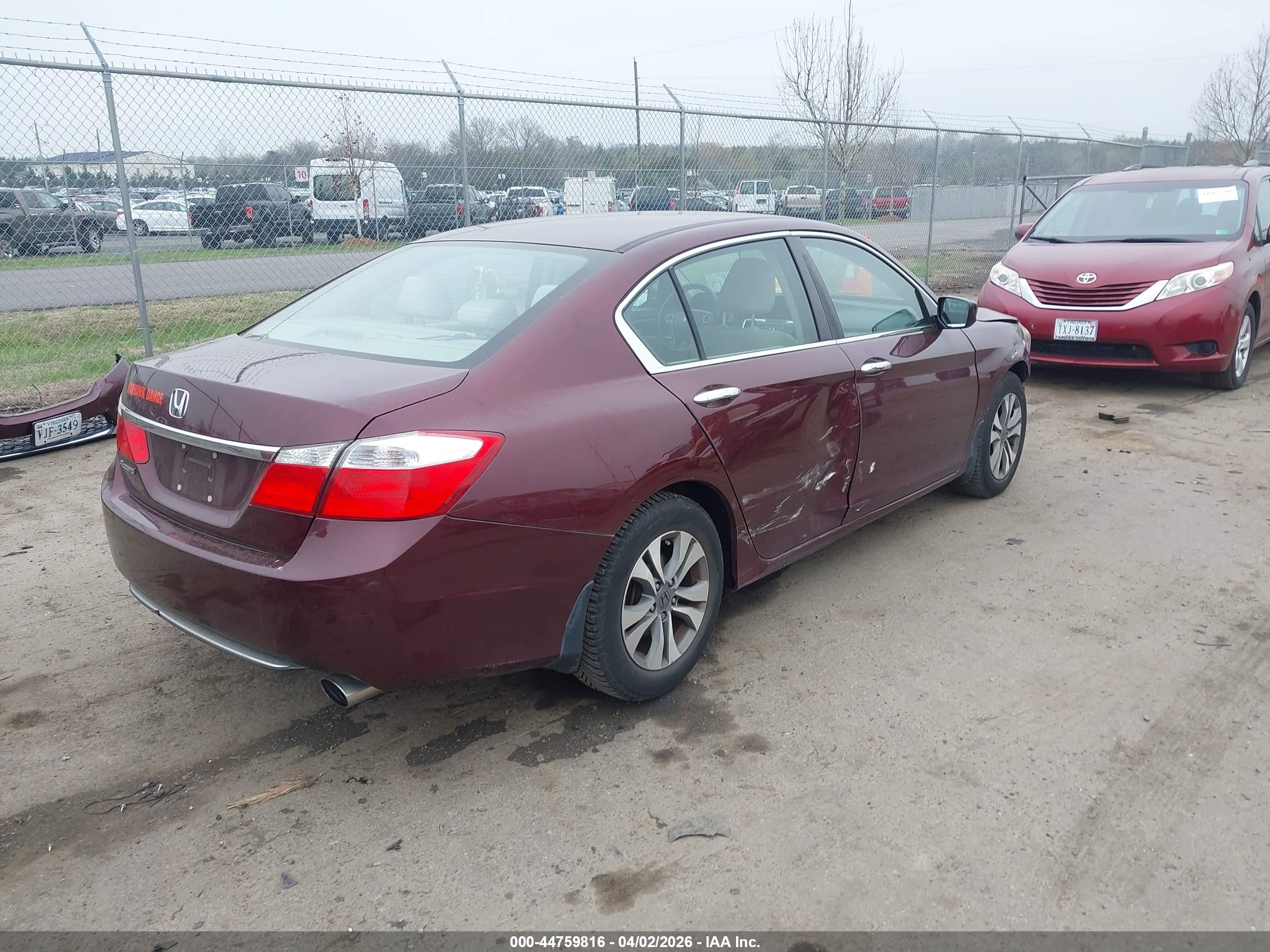 HONDA ACCORD image 4