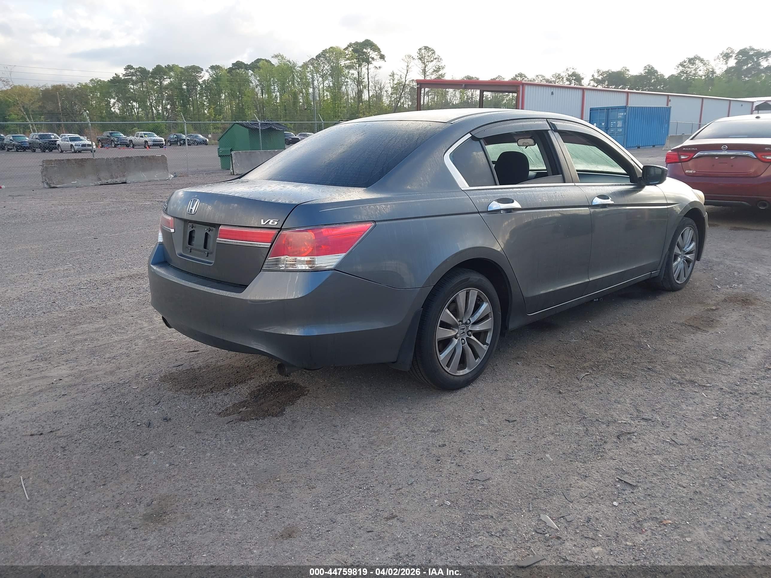 HONDA ACCORD image 4