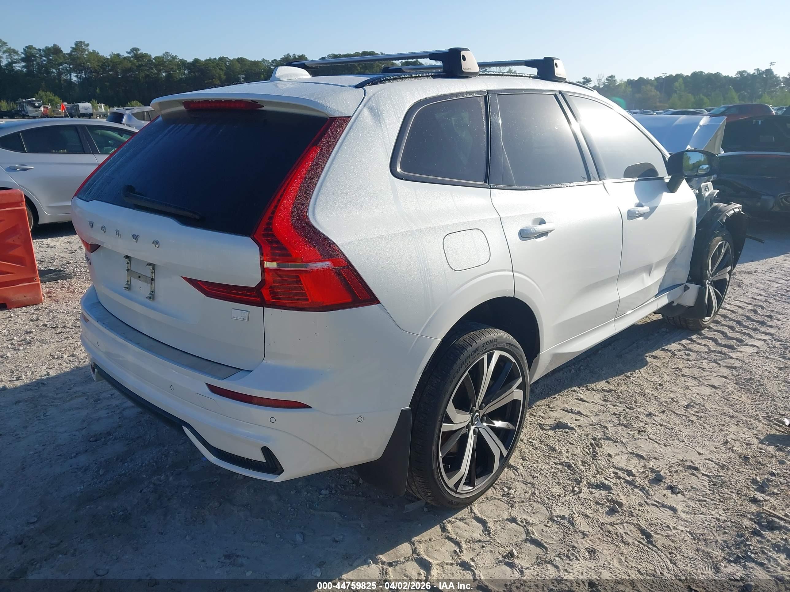 VOLVO XC60 image 4