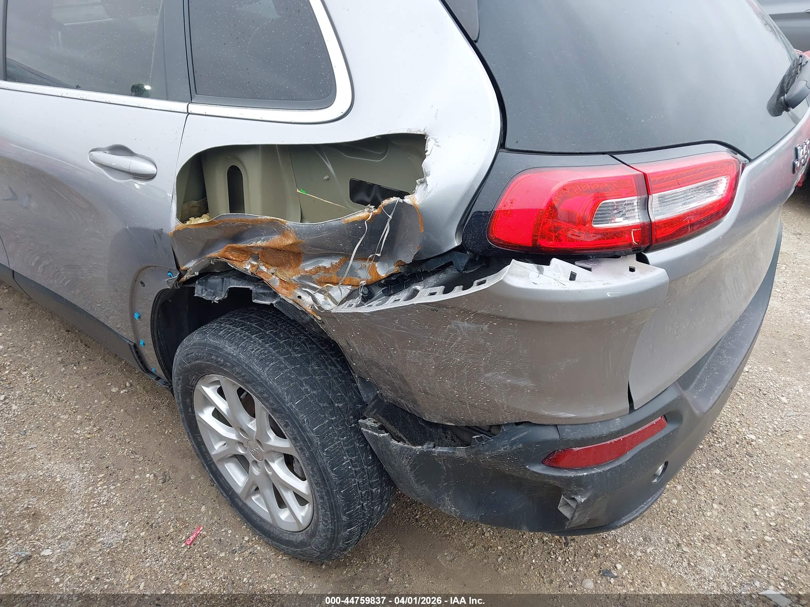 JEEP CHEROKEE image 6