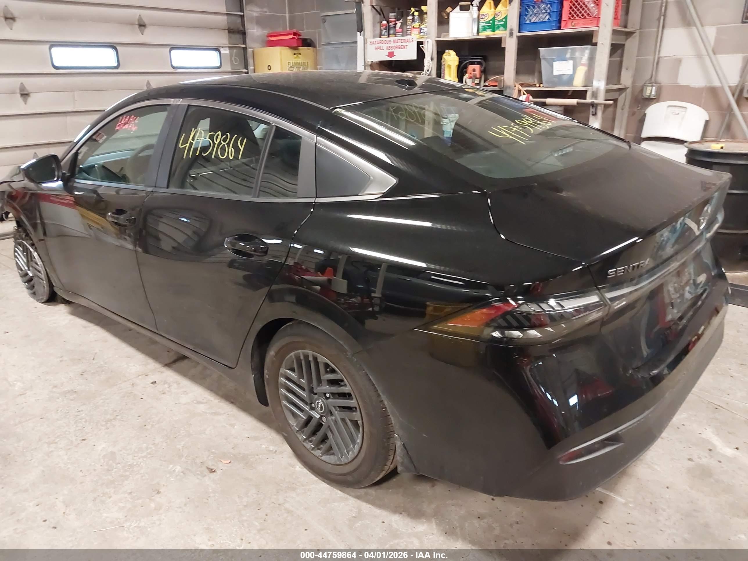 NISSAN SENTRA image 3